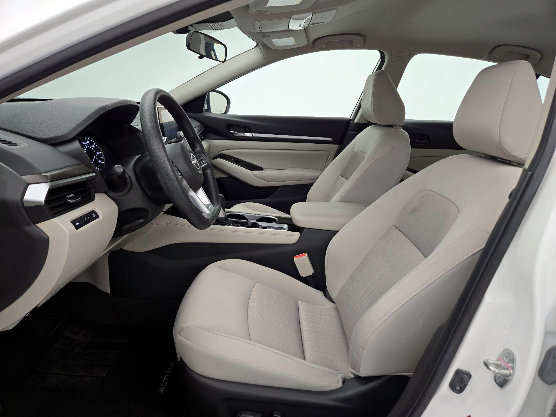 Thumbnail: 2023 Nissan Altima - 11