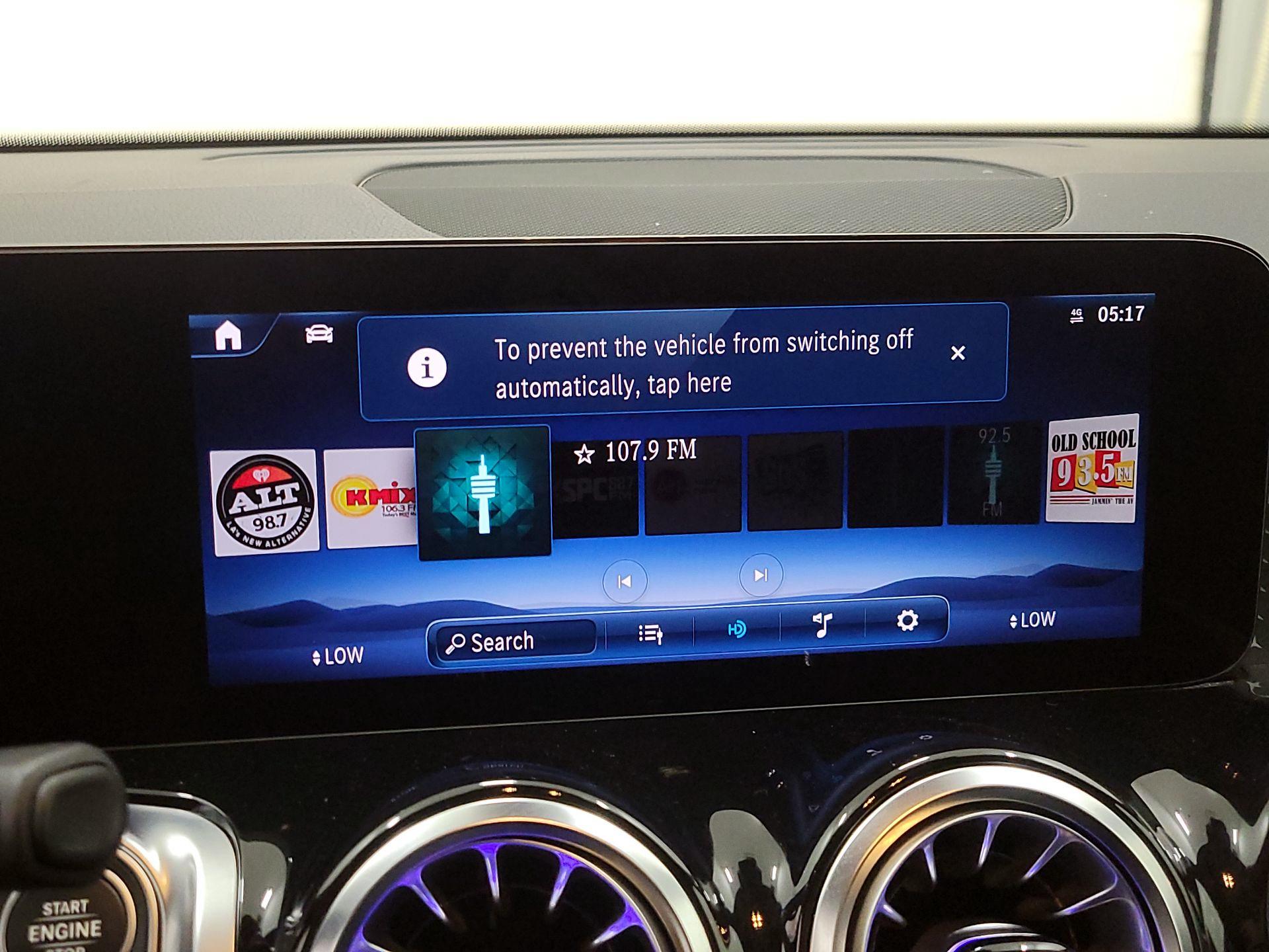 Thumbnail: 2024 Mercedes-Benz GLB - 16