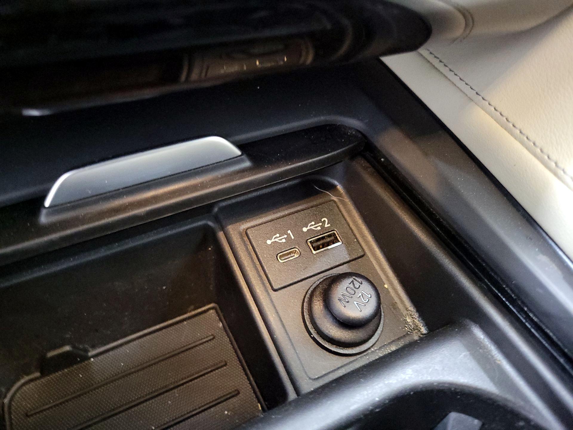 Thumbnail: 2022 INFINITI QX50 - 18