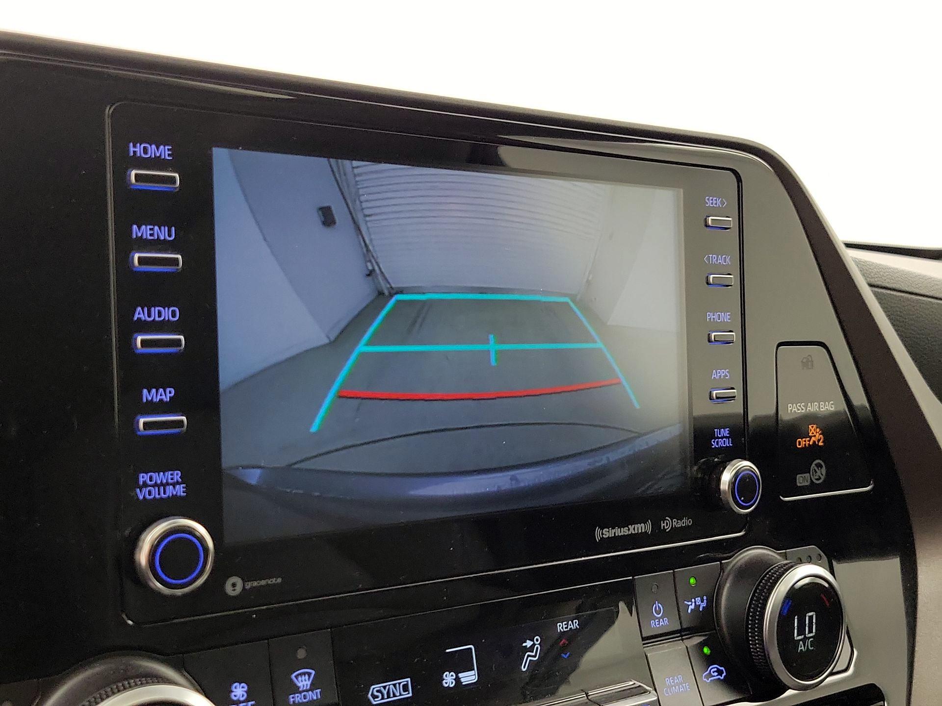 Thumbnail: 2021 Toyota Highlander - 14