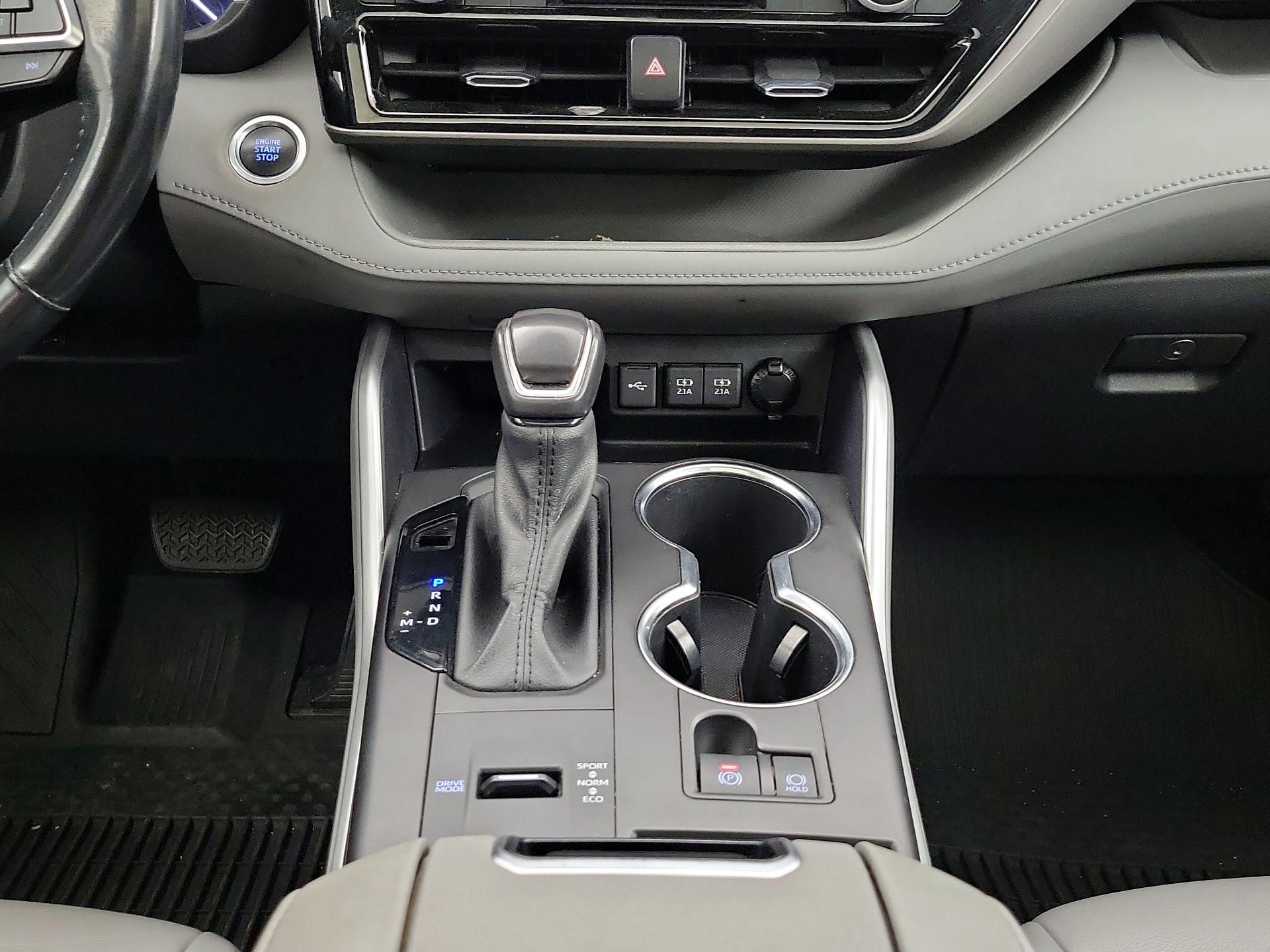 Thumbnail: 2021 Toyota Highlander - 17