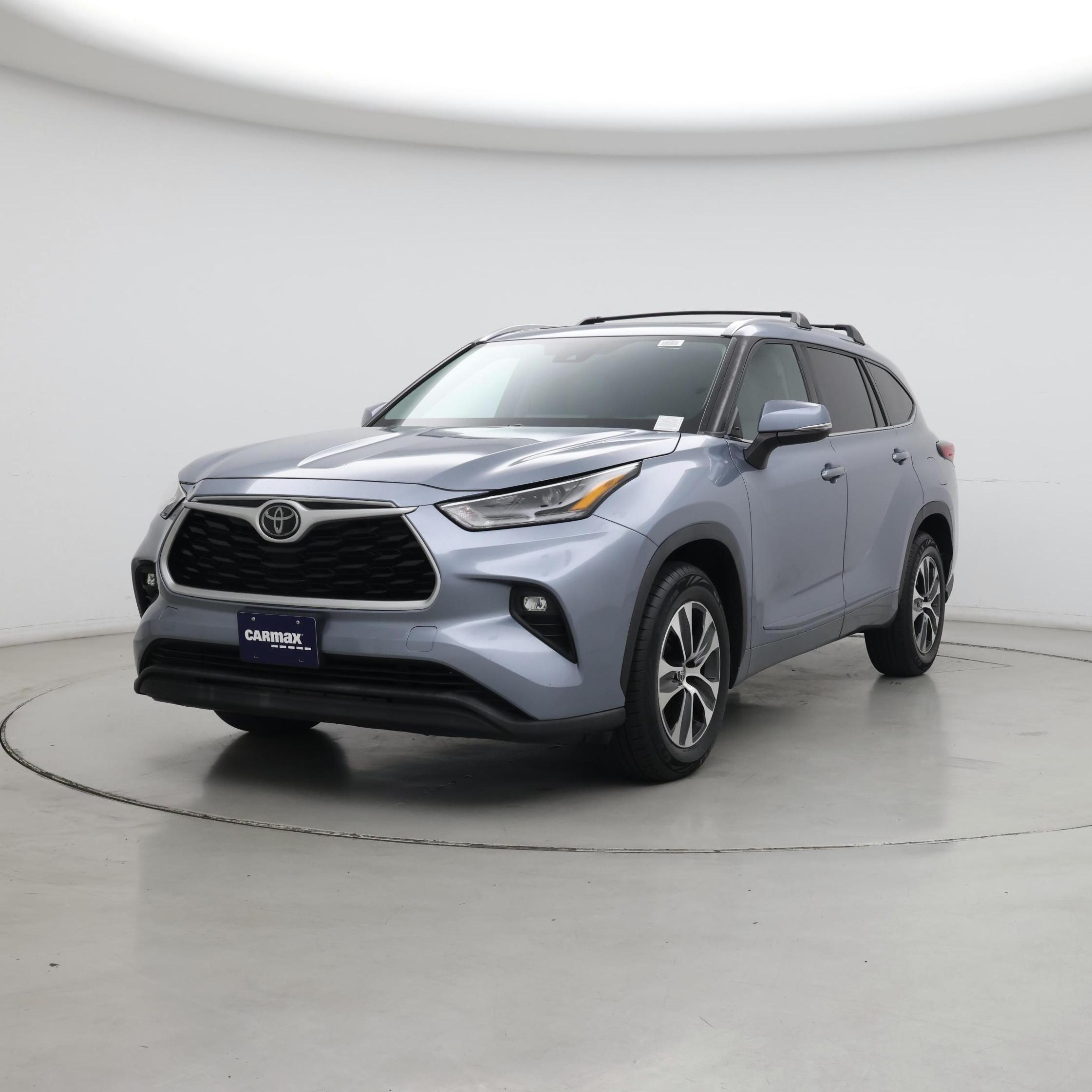 Thumbnail: 2021 Toyota Highlander - 4