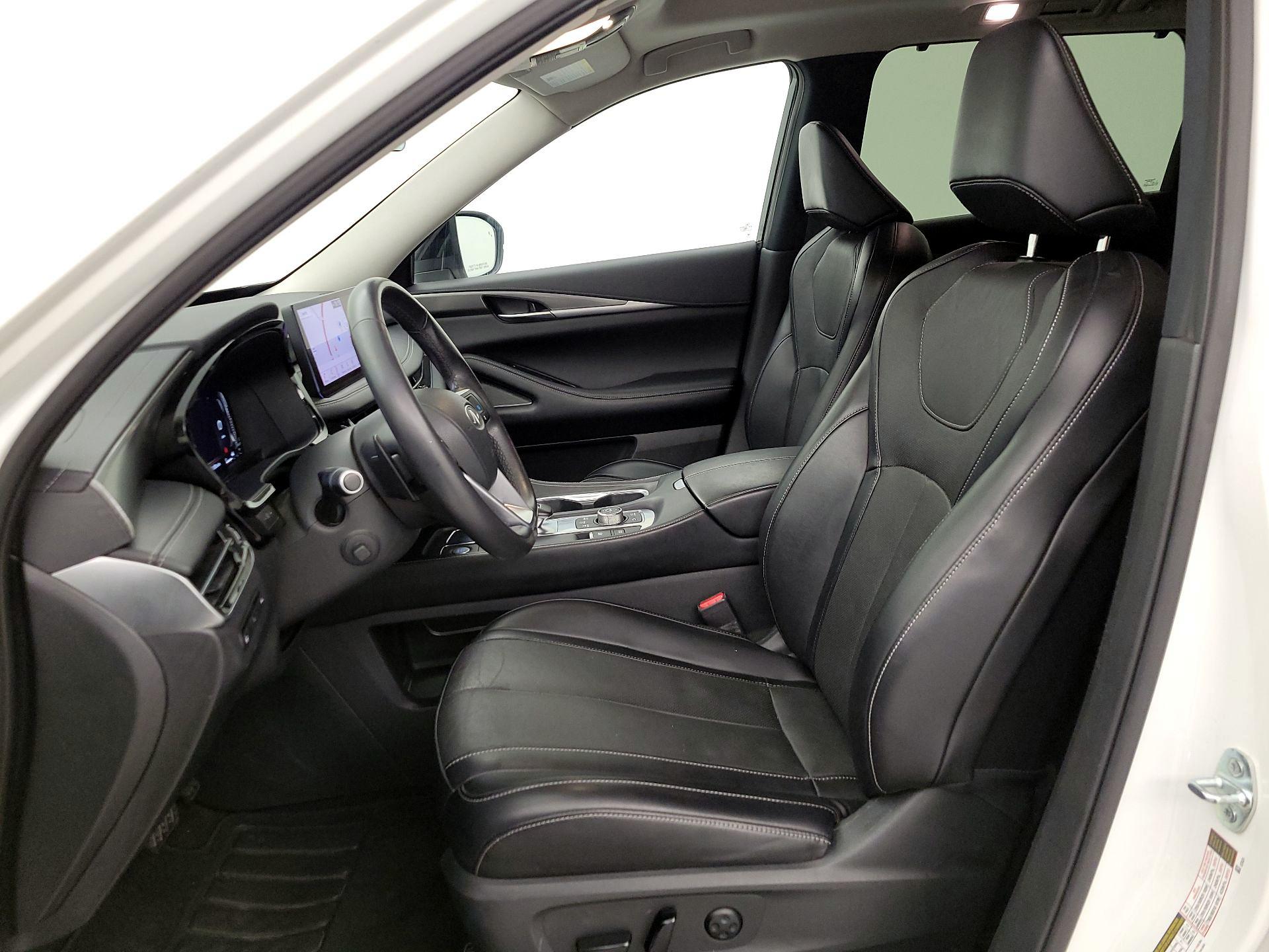 Thumbnail: 2023 INFINITI QX60 - 11