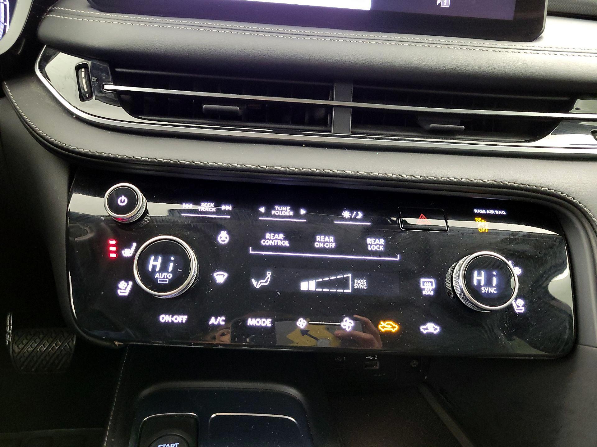 Thumbnail: 2023 INFINITI QX60 - 17