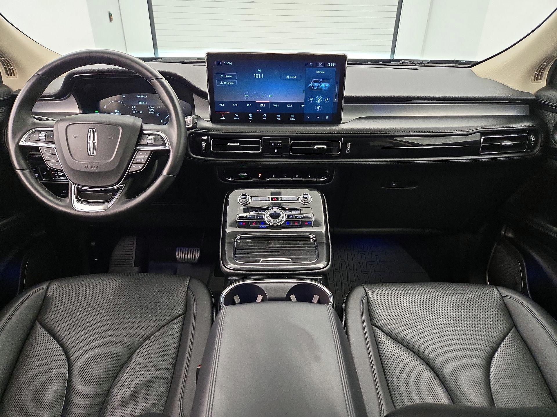 Thumbnail: 2023 Lincoln Nautilus - 9