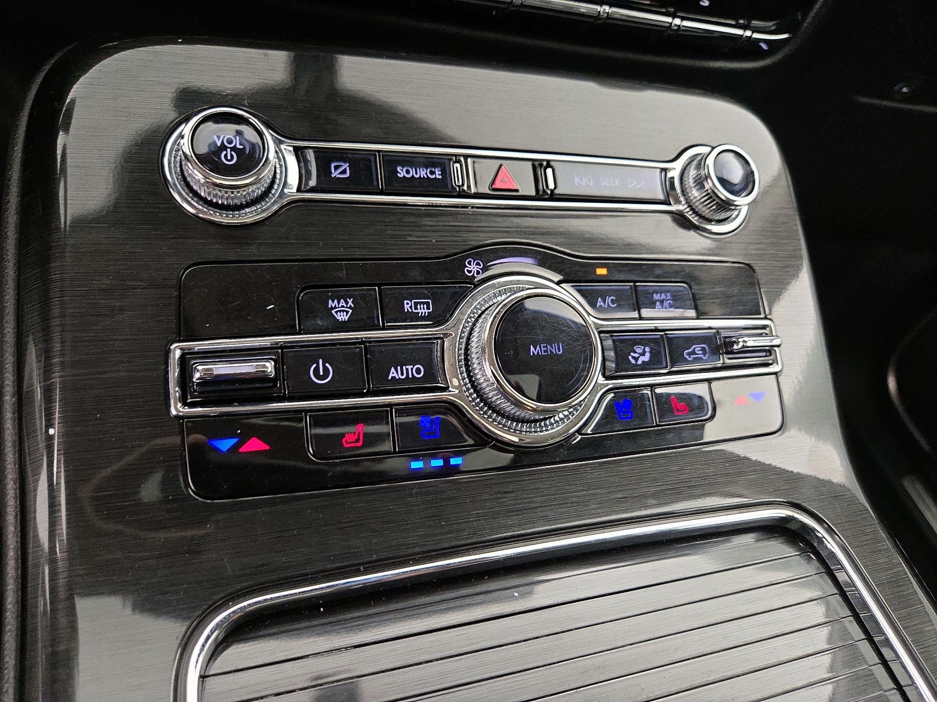 Thumbnail: 2023 Lincoln Nautilus - 17