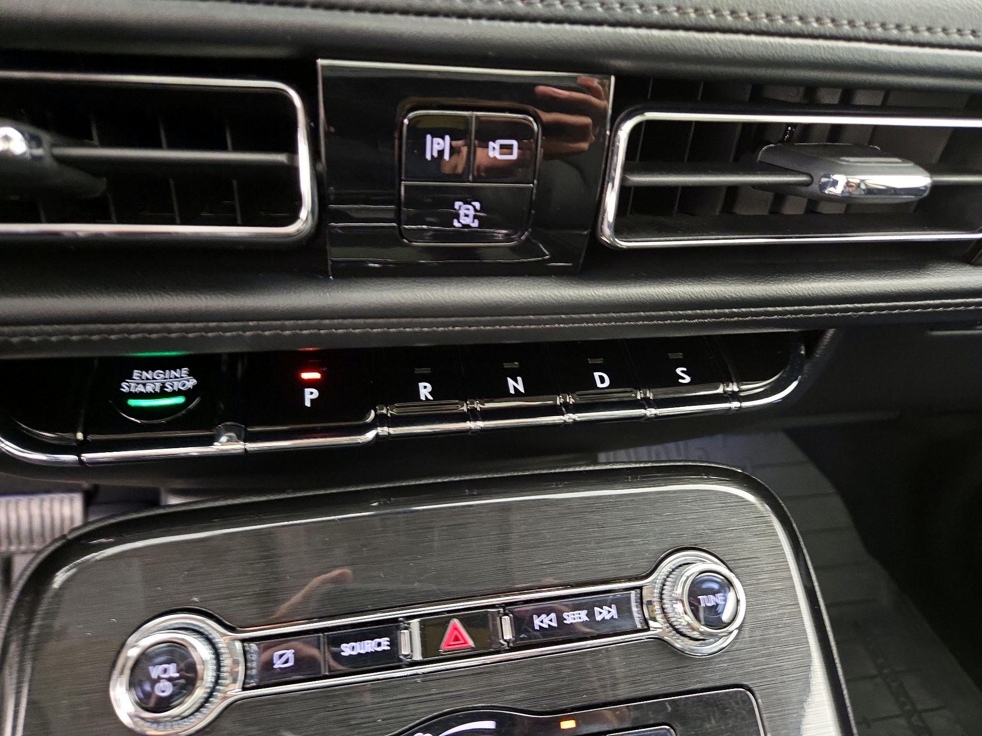 Thumbnail: 2023 Lincoln Nautilus - 18