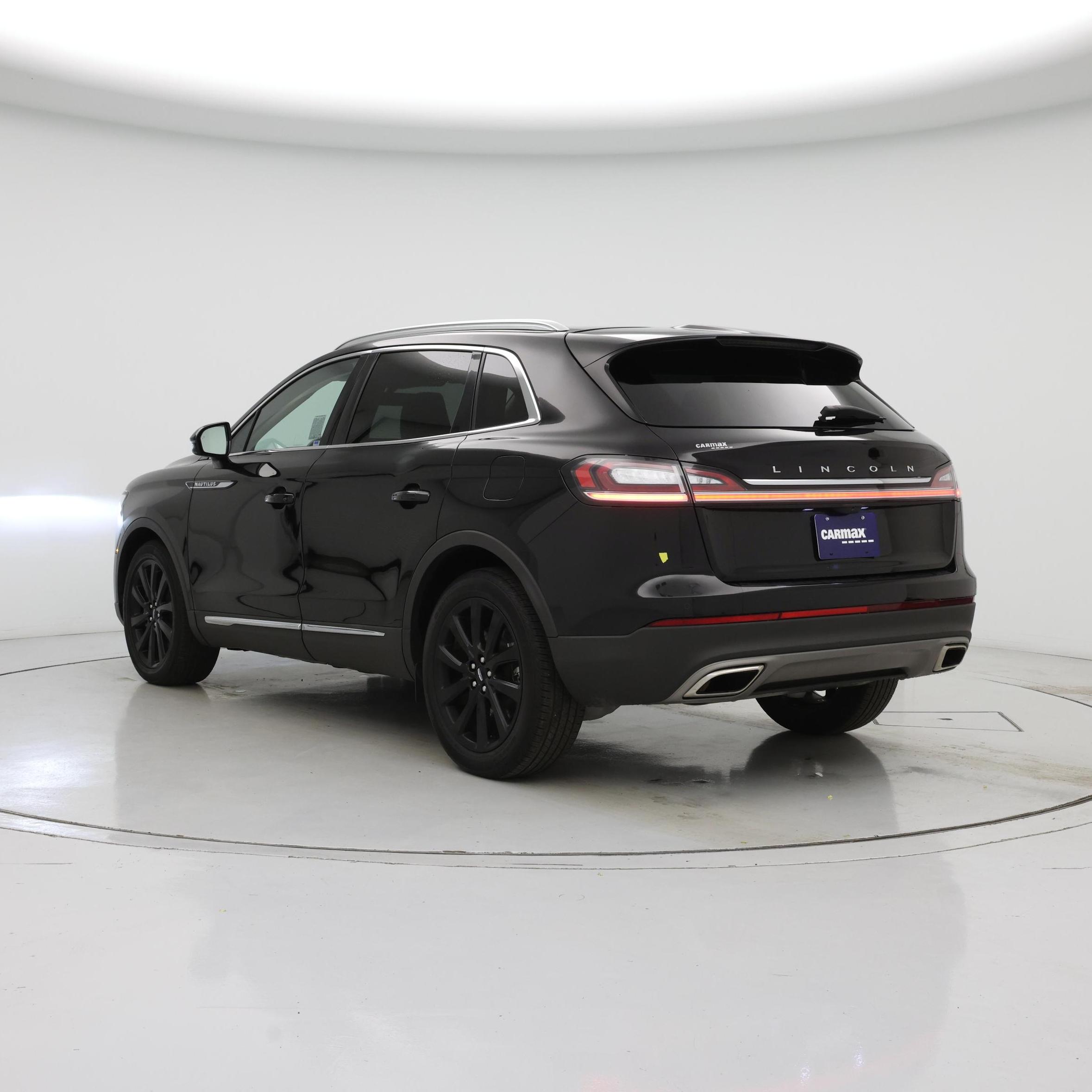 Thumbnail: 2023 Lincoln Nautilus - 2