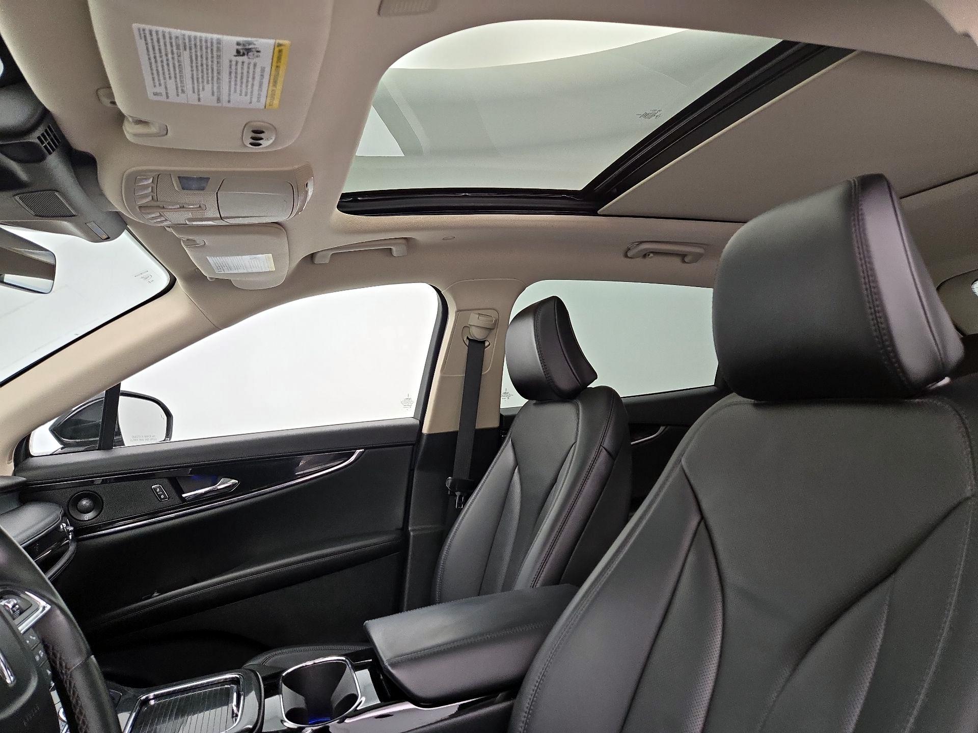 Thumbnail: 2023 Lincoln Nautilus - 20