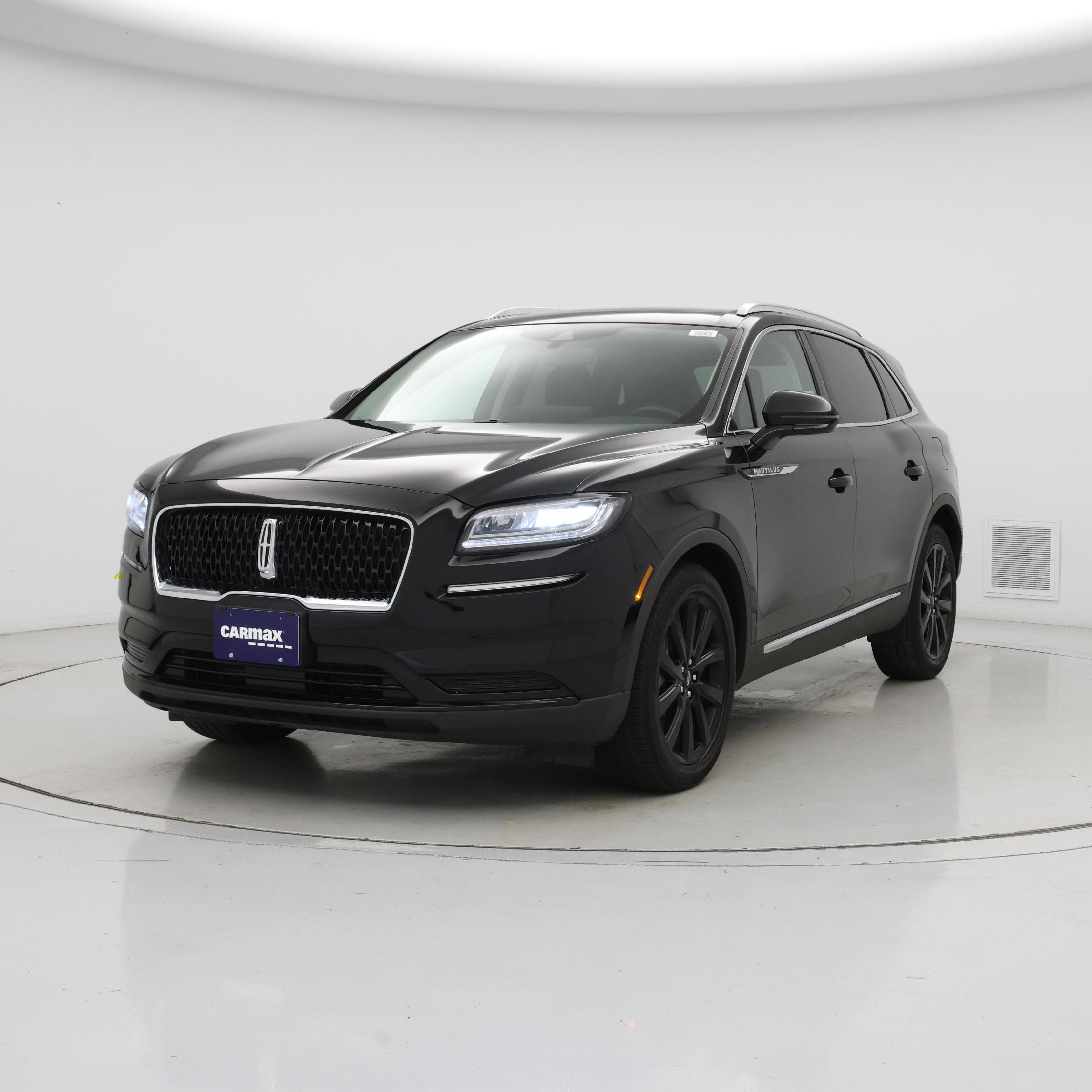 Thumbnail: 2023 Lincoln Nautilus - 4