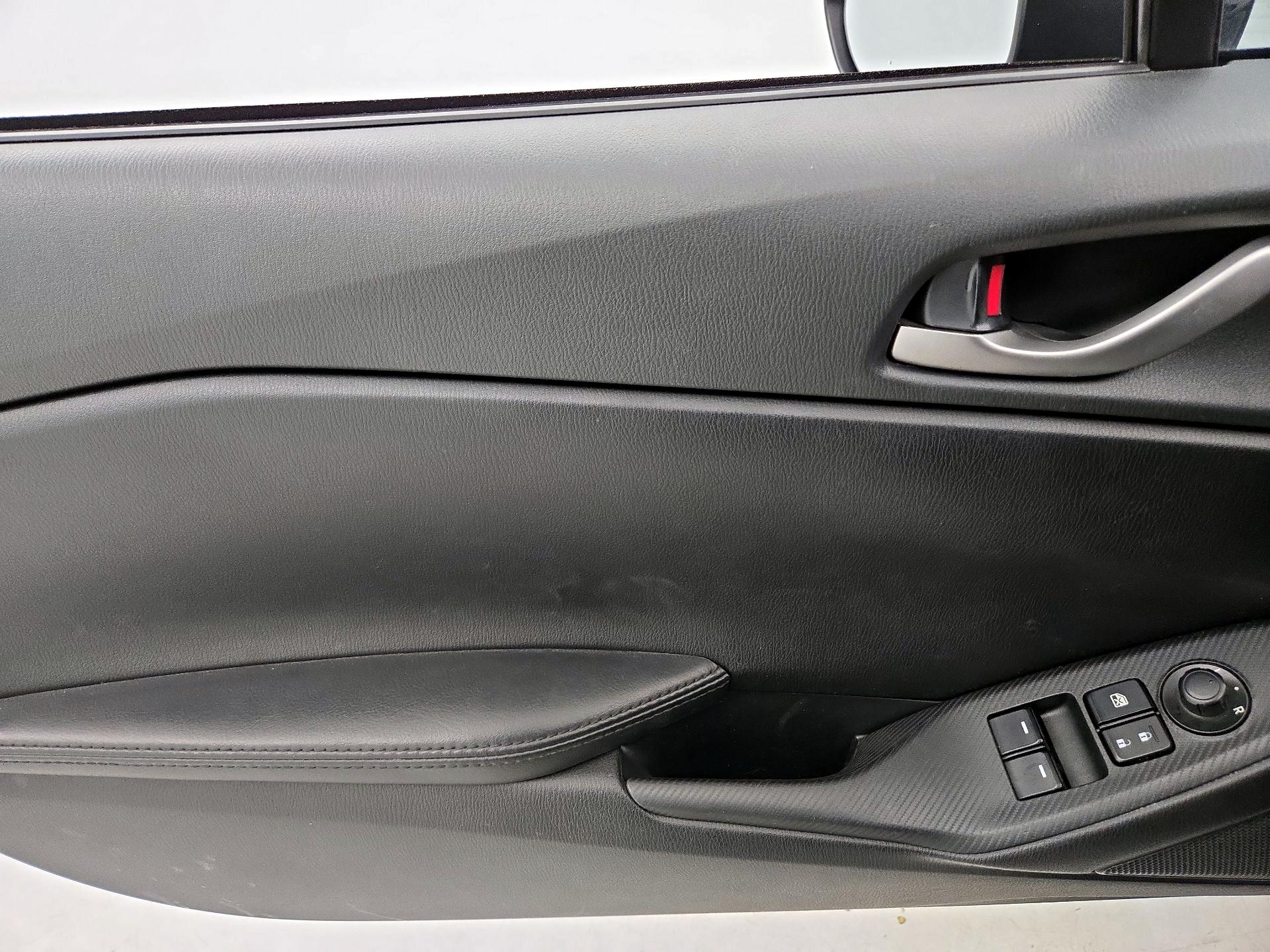 Thumbnail: 2022 Mazda MX-5 Miata - 12