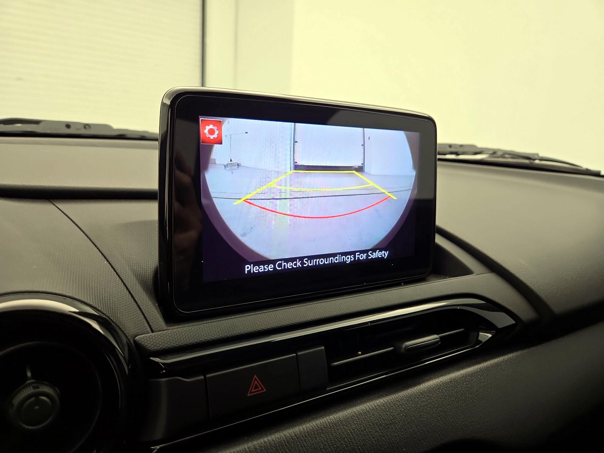 Thumbnail: 2022 Mazda MX-5 Miata - 14