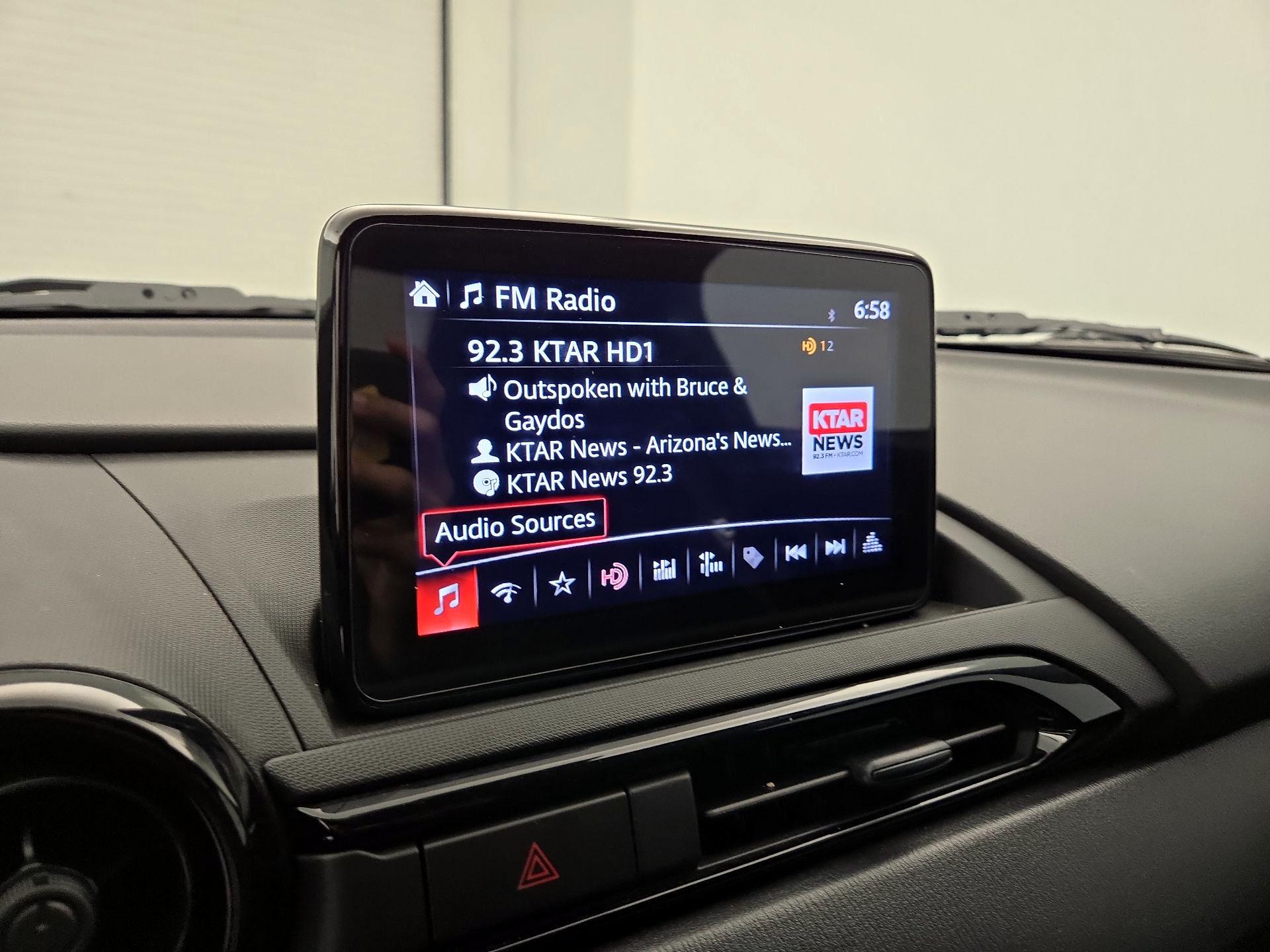 Thumbnail: 2022 Mazda MX-5 Miata - 15