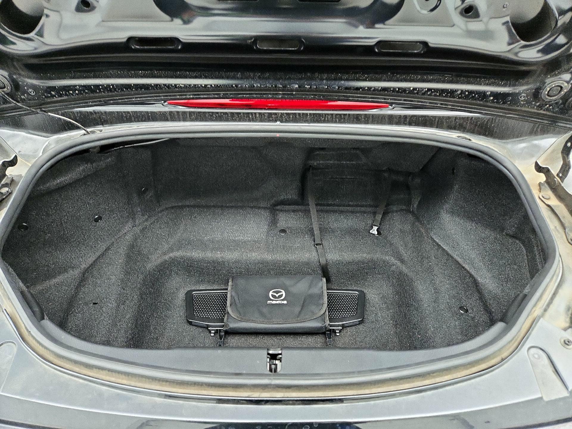 Thumbnail: 2022 Mazda MX-5 Miata - 19