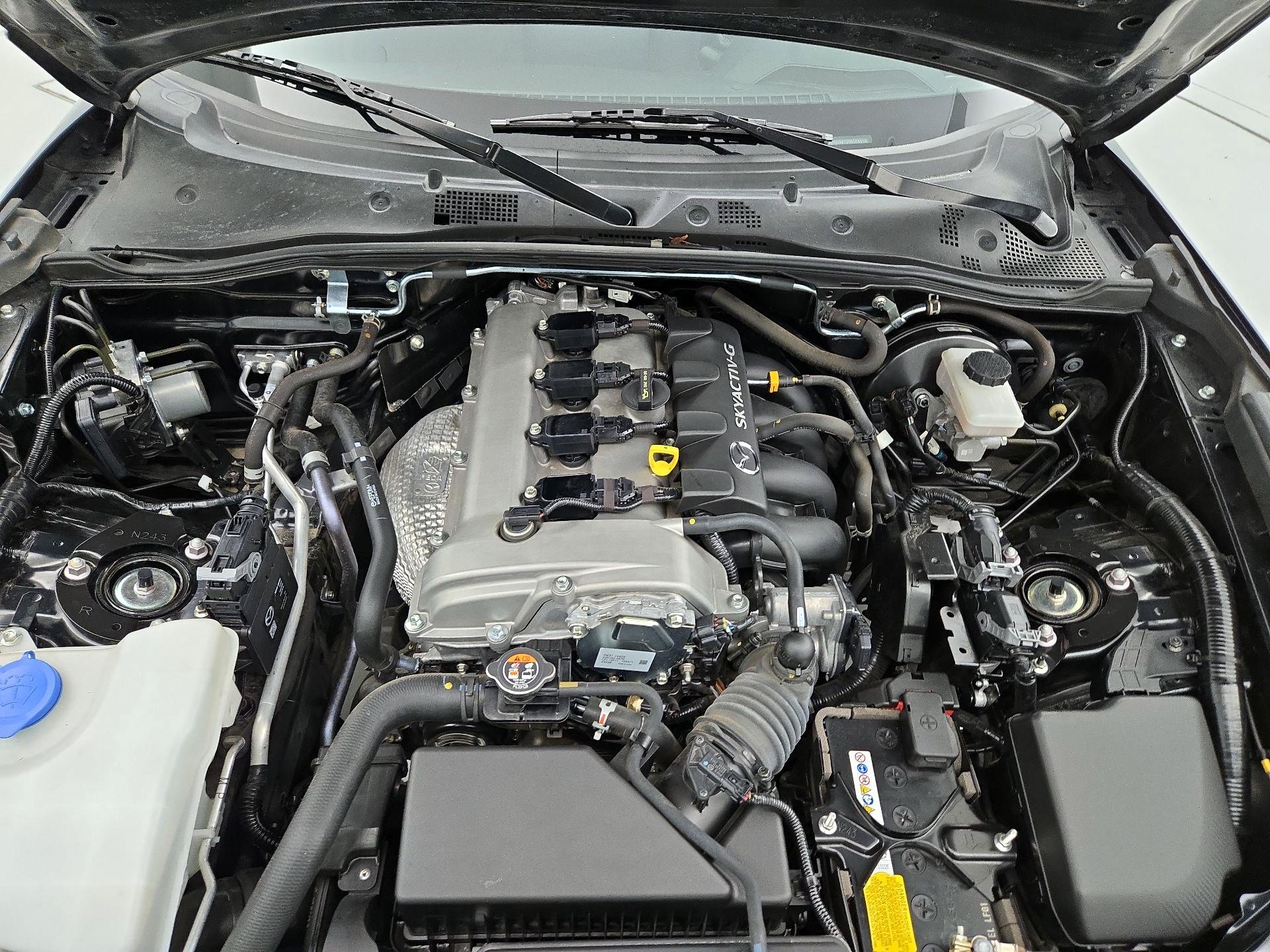 Thumbnail: 2022 Mazda MX-5 Miata - 20