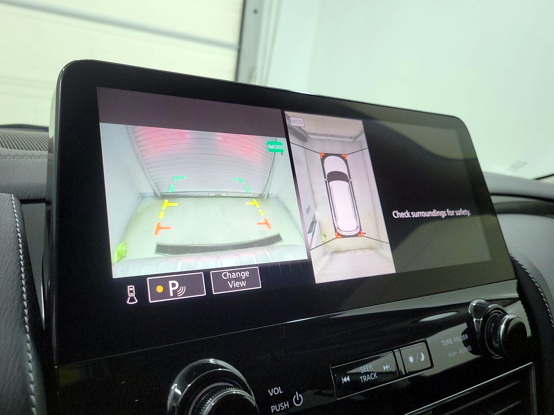 Thumbnail: 2024 INFINITI QX80 - 15