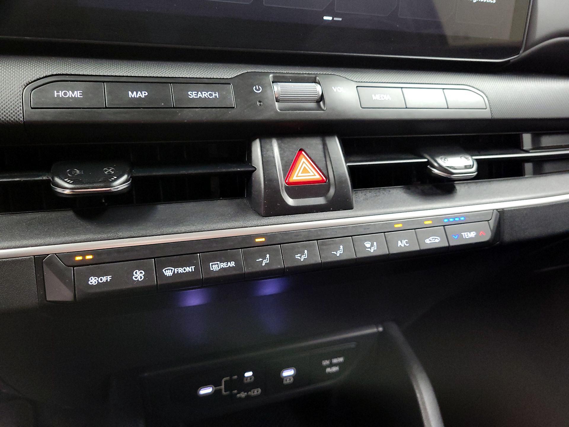 Thumbnail: 2025 Kia K4 - 14