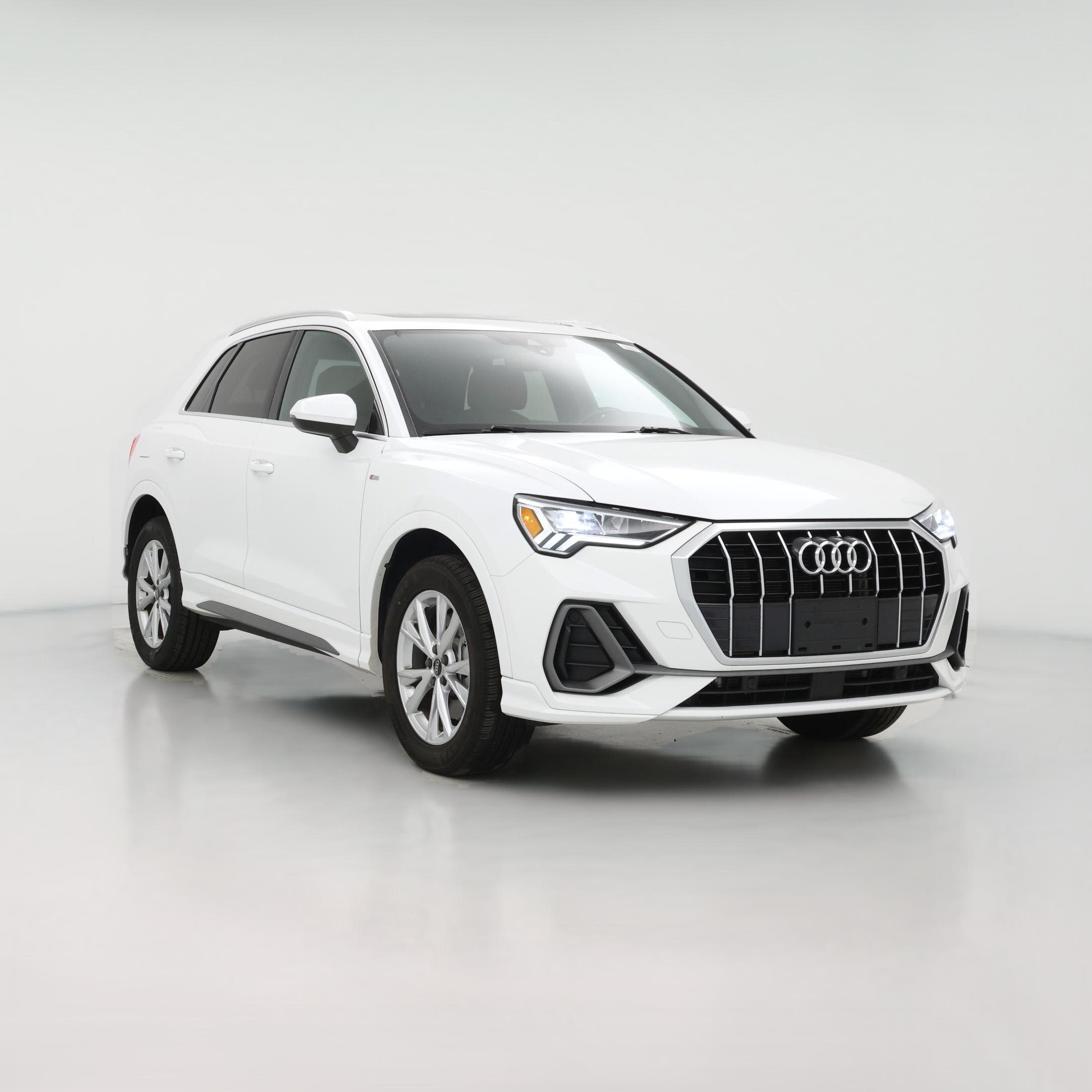 Thumbnail: 2023 Audi Q3 - 1