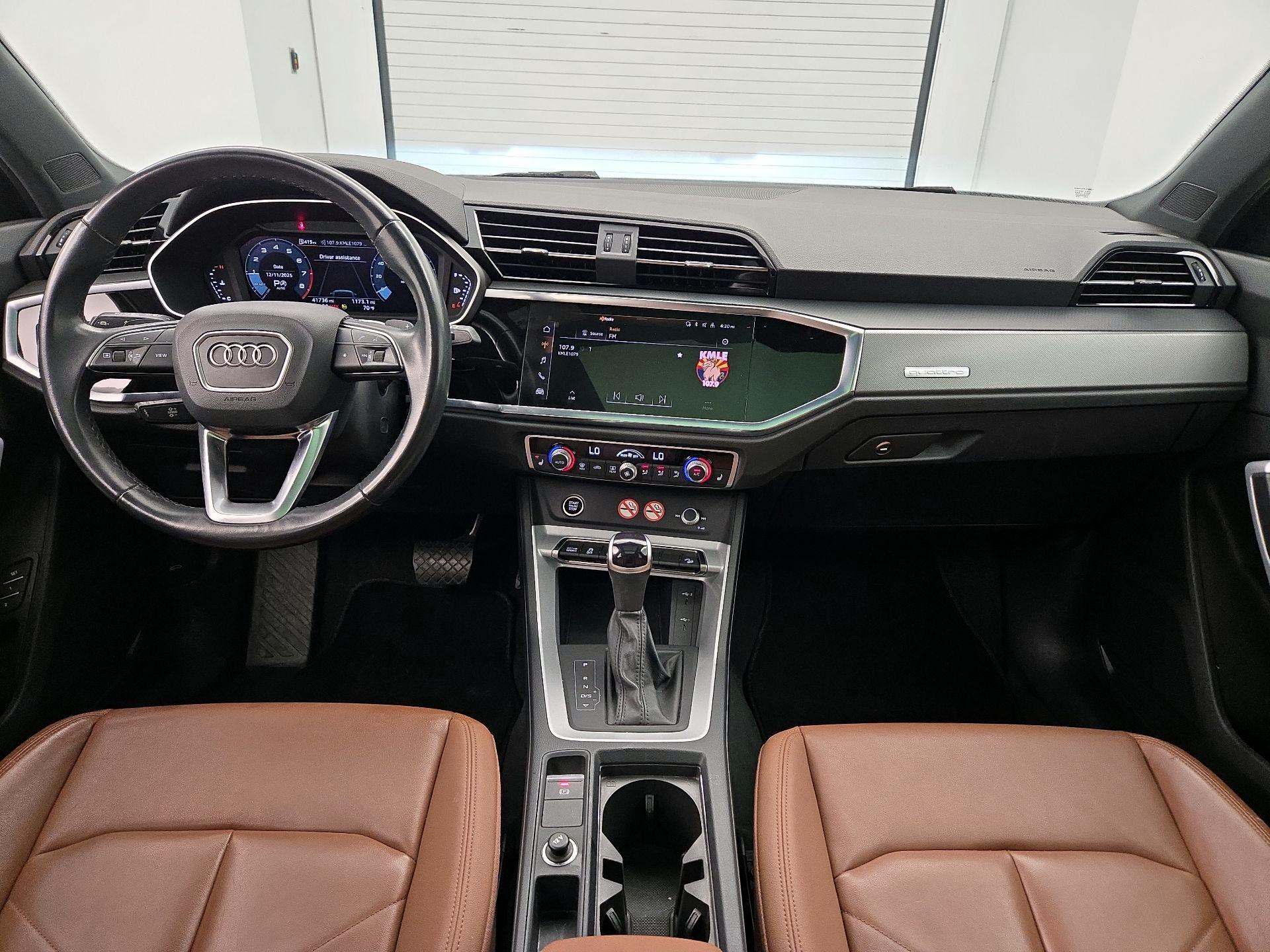 Thumbnail: 2023 Audi Q3 - 9