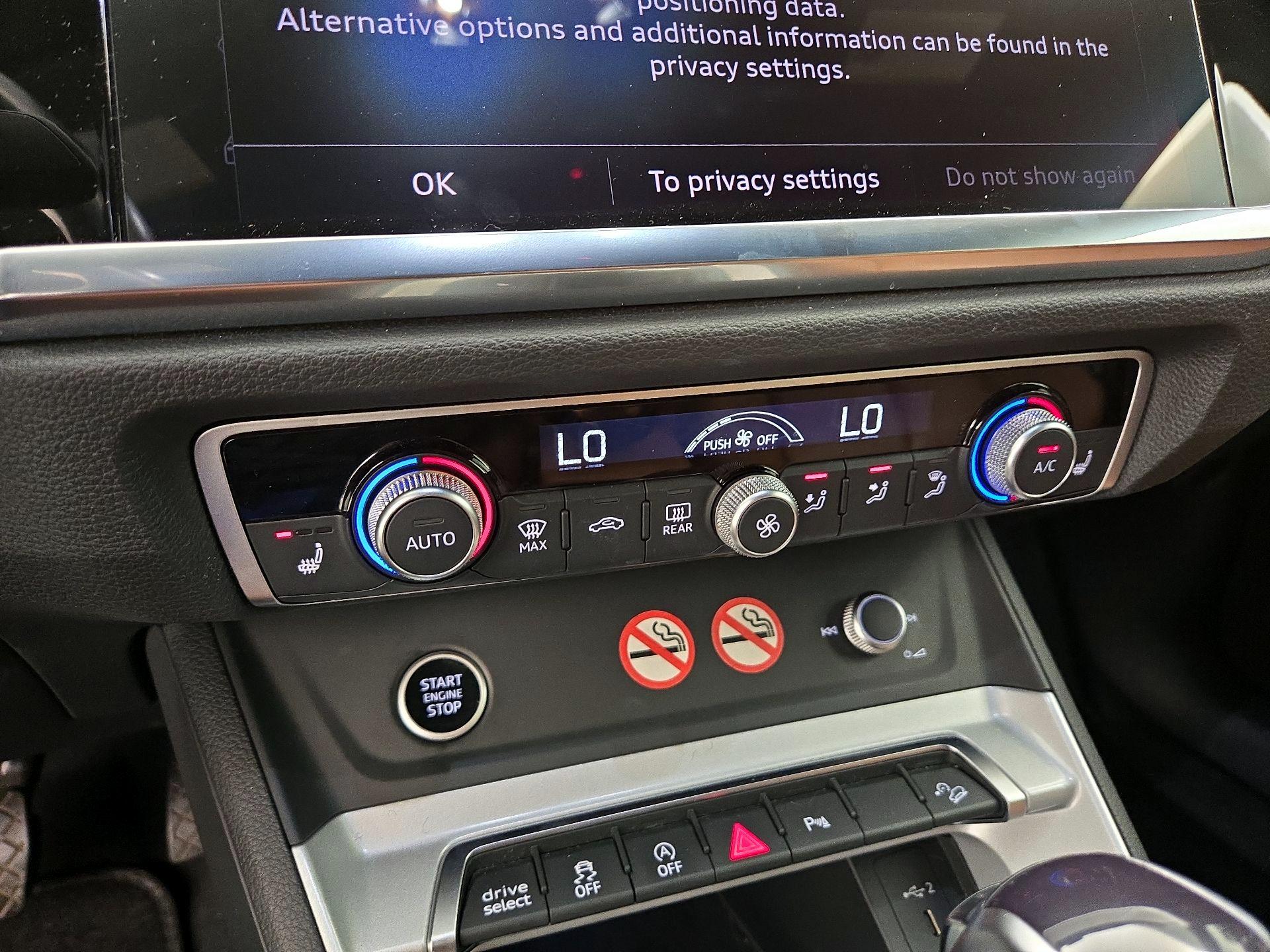 Thumbnail: 2023 Audi Q3 - 16