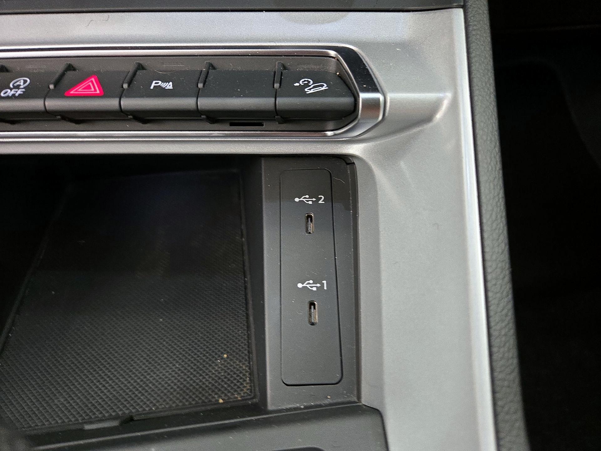 Thumbnail: 2023 Audi Q3 - 18