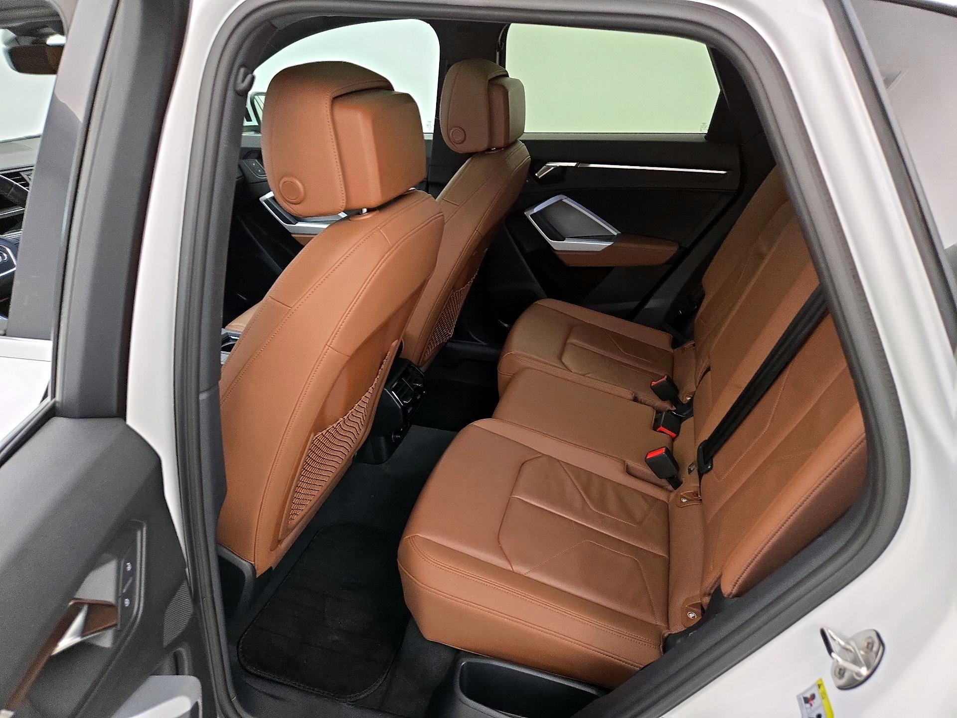 Thumbnail: 2023 Audi Q3 - 20