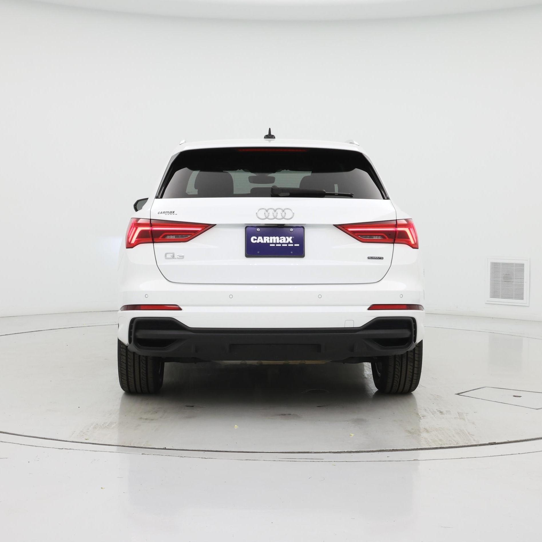 Thumbnail: 2023 Audi Q3 - 6