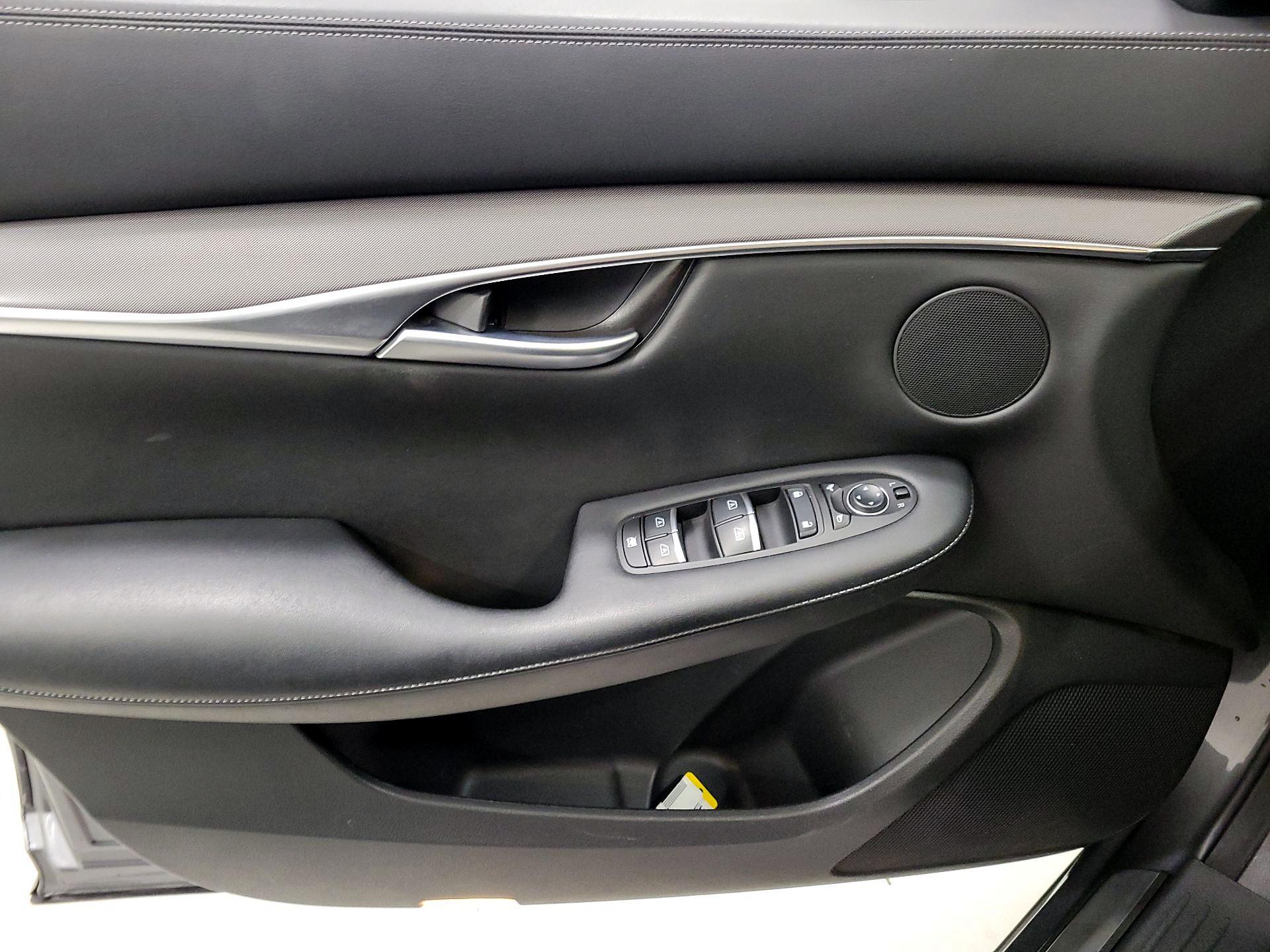 Thumbnail: 2022 INFINITI QX50 - 12