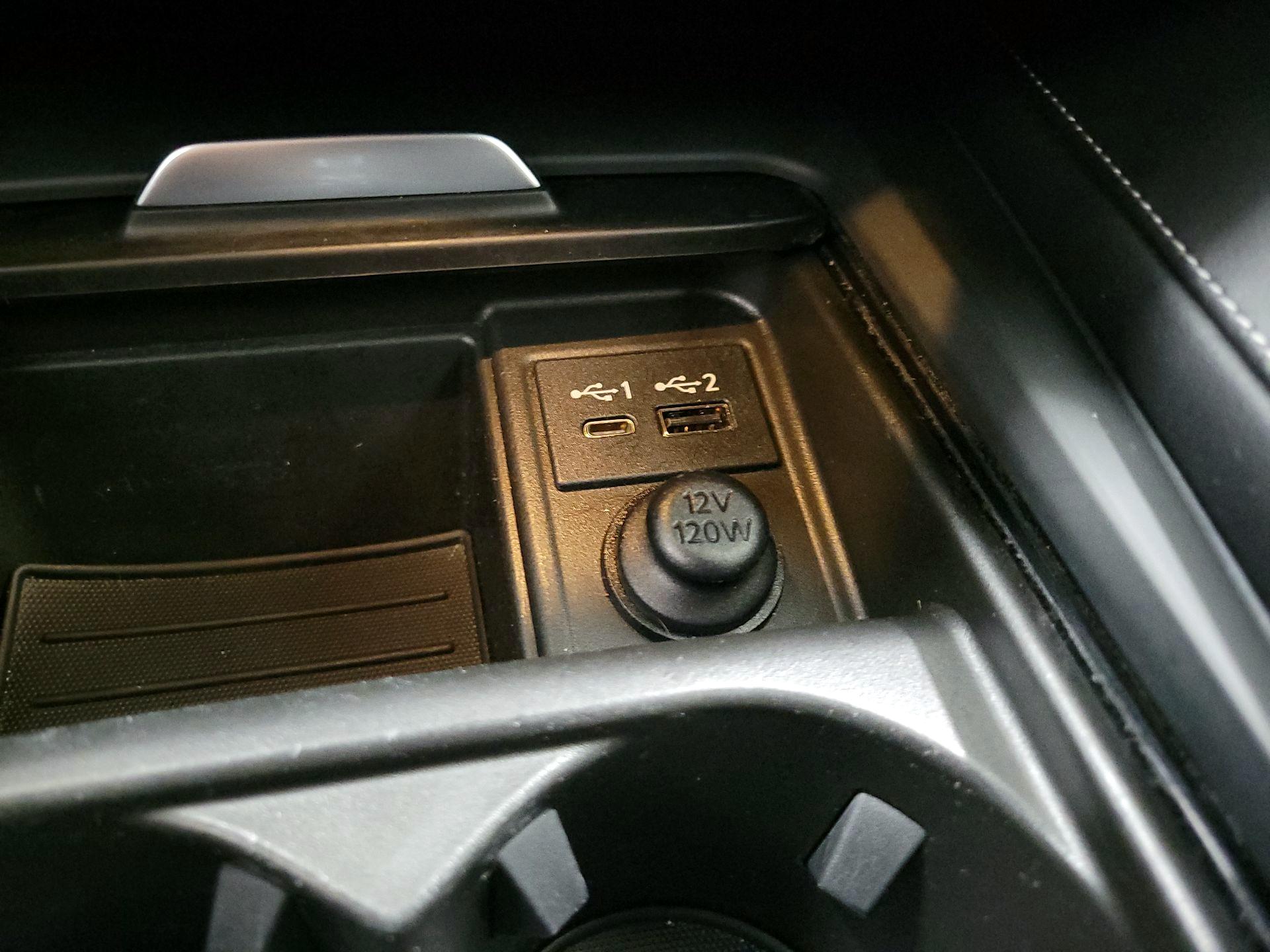 Thumbnail: 2022 INFINITI QX50 - 18