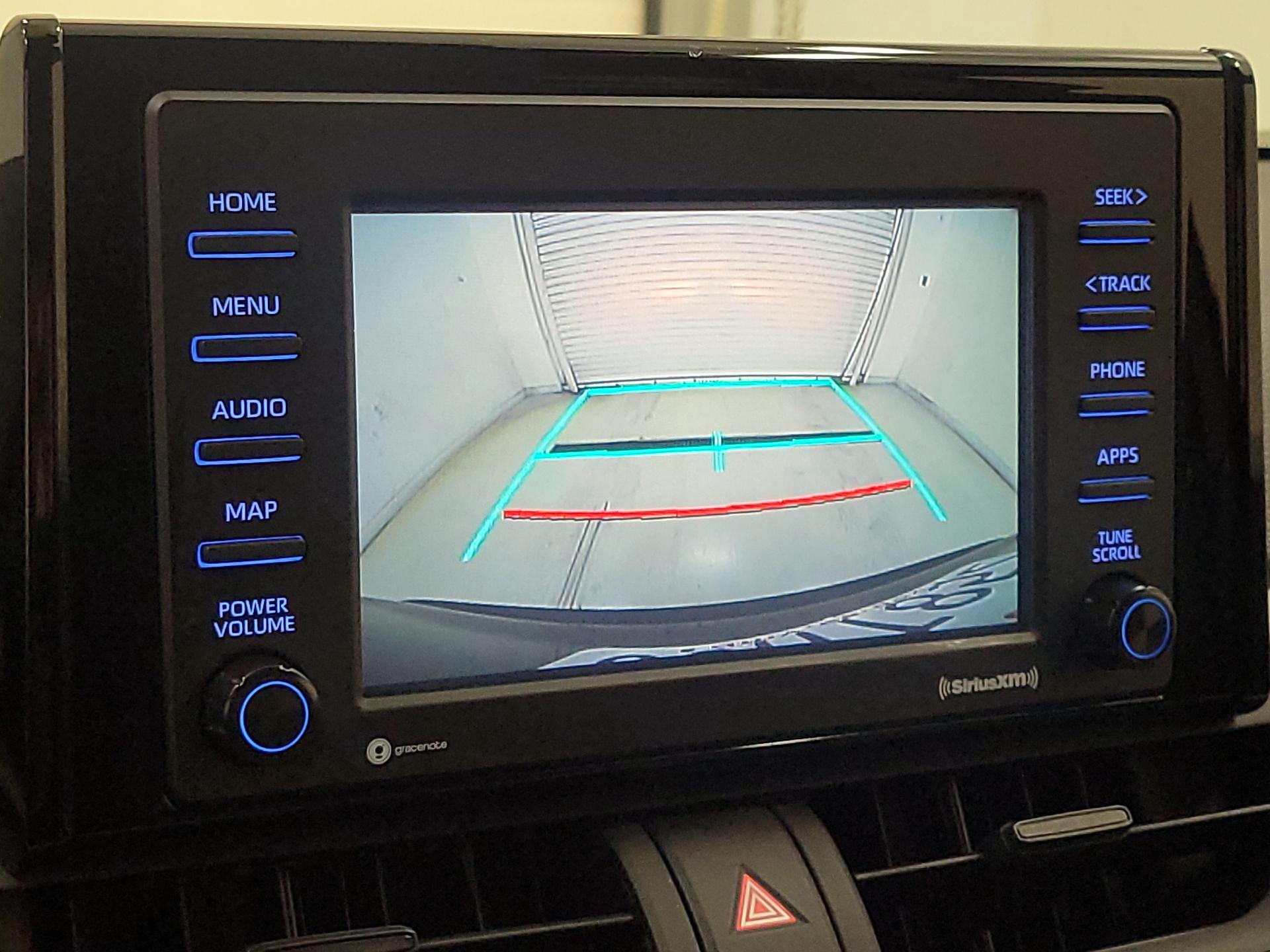 Thumbnail: 2020 Toyota RAV4 - 14