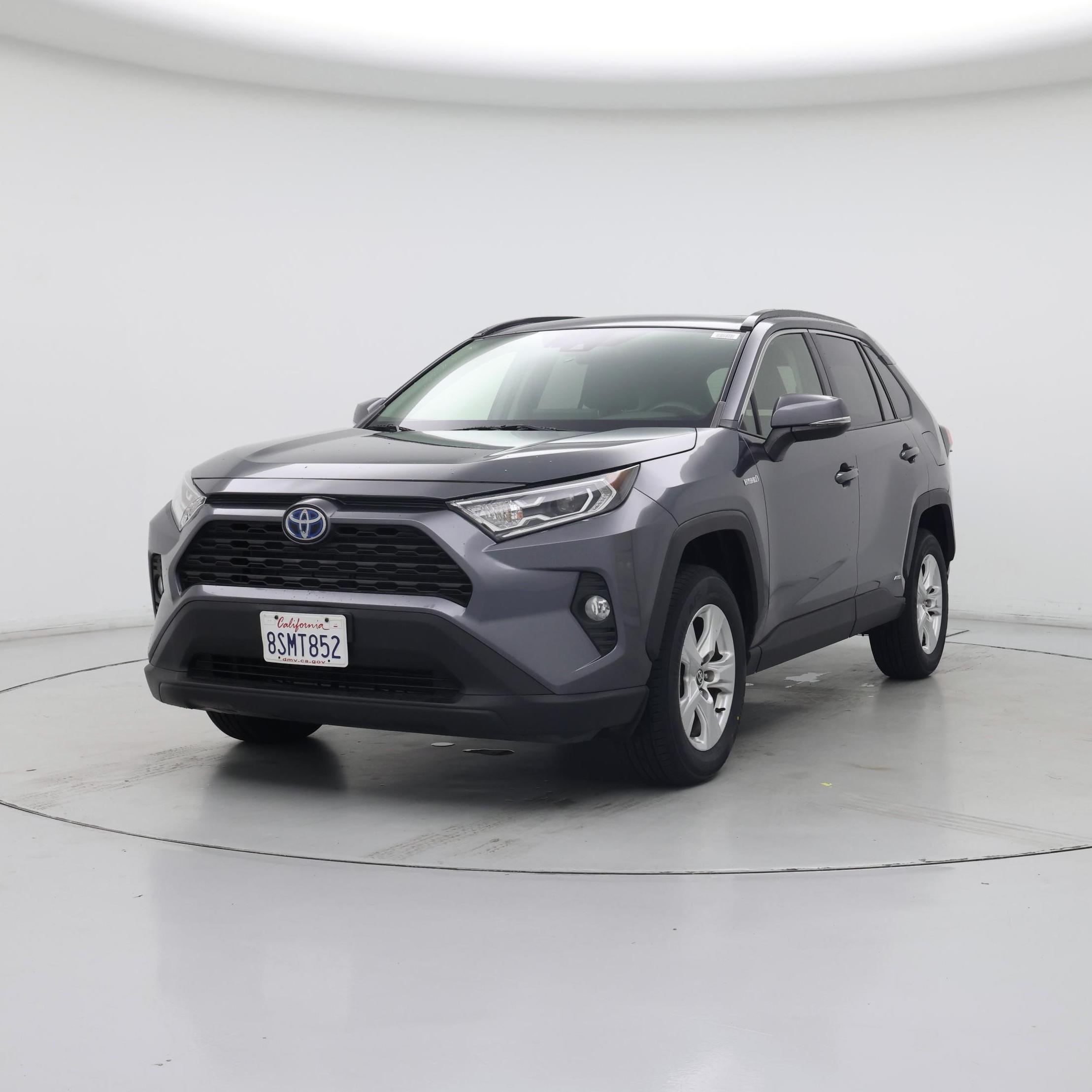 Thumbnail: 2020 Toyota RAV4 - 4