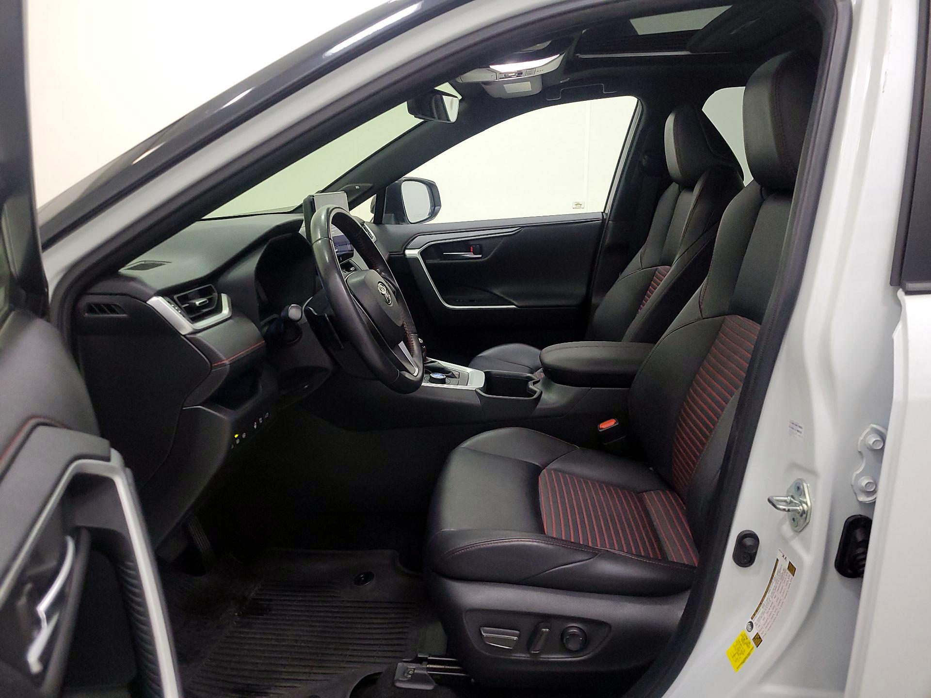 Thumbnail: 2023 Toyota RAV4 - 11