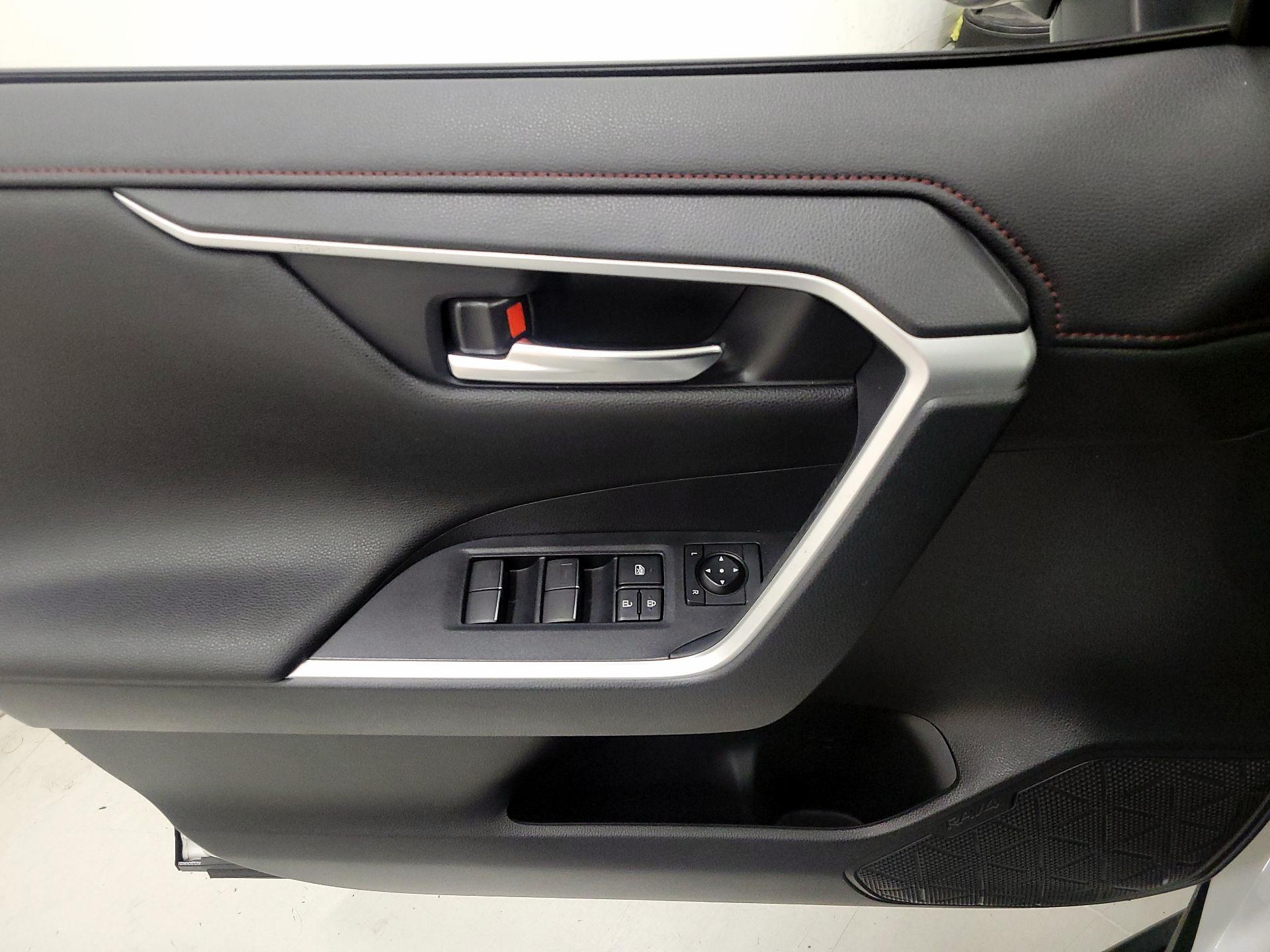 Thumbnail: 2023 Toyota RAV4 - 12