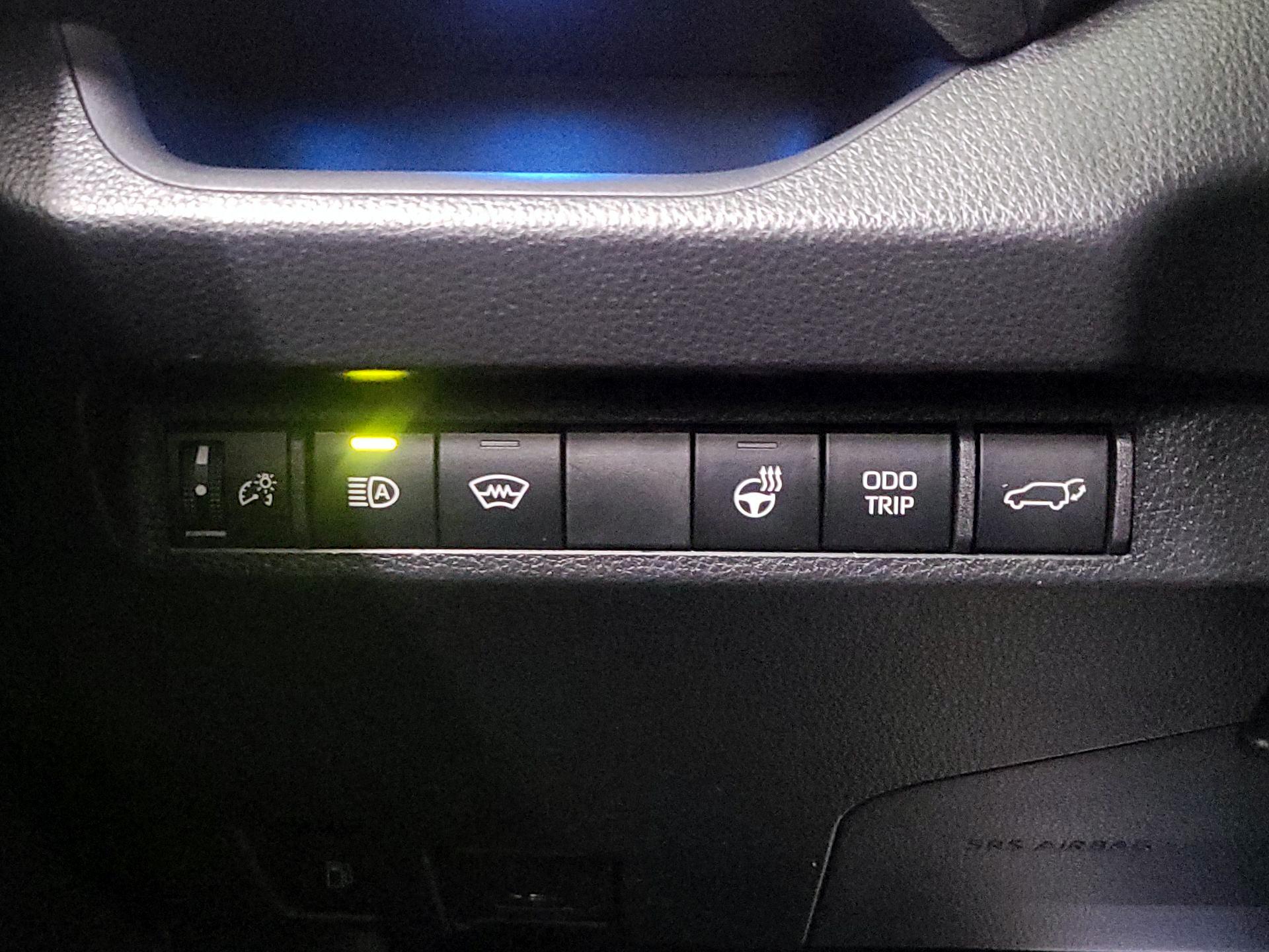 Thumbnail: 2023 Toyota RAV4 - 13