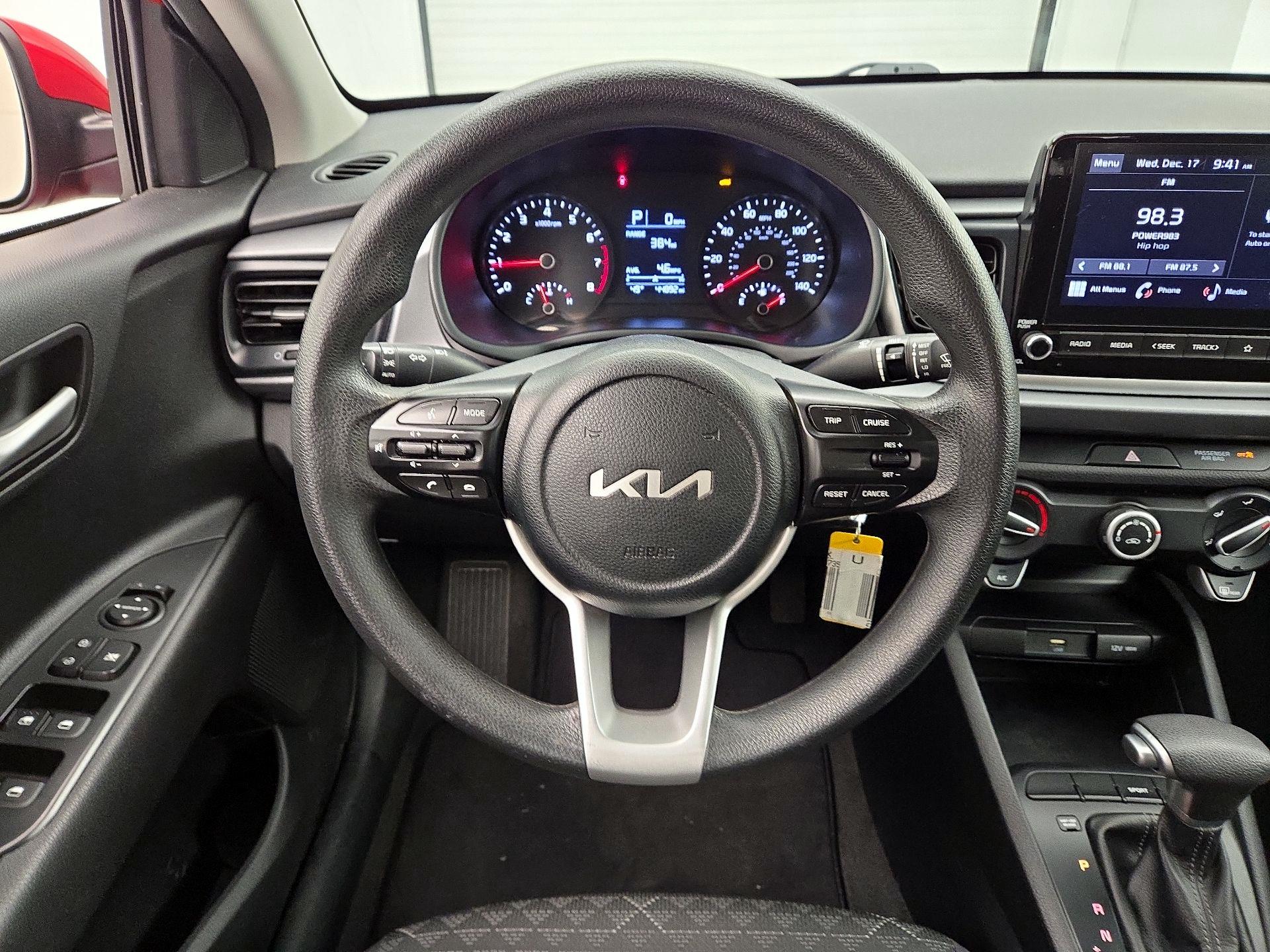 Thumbnail: 2023 Kia Rio - 10