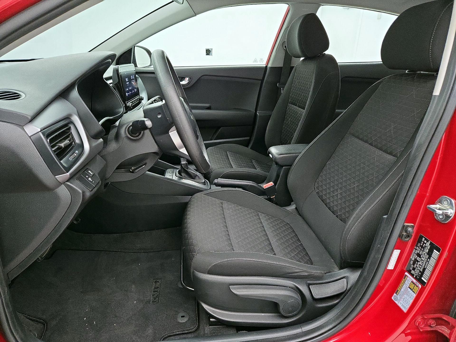 Thumbnail: 2023 Kia Rio - 11