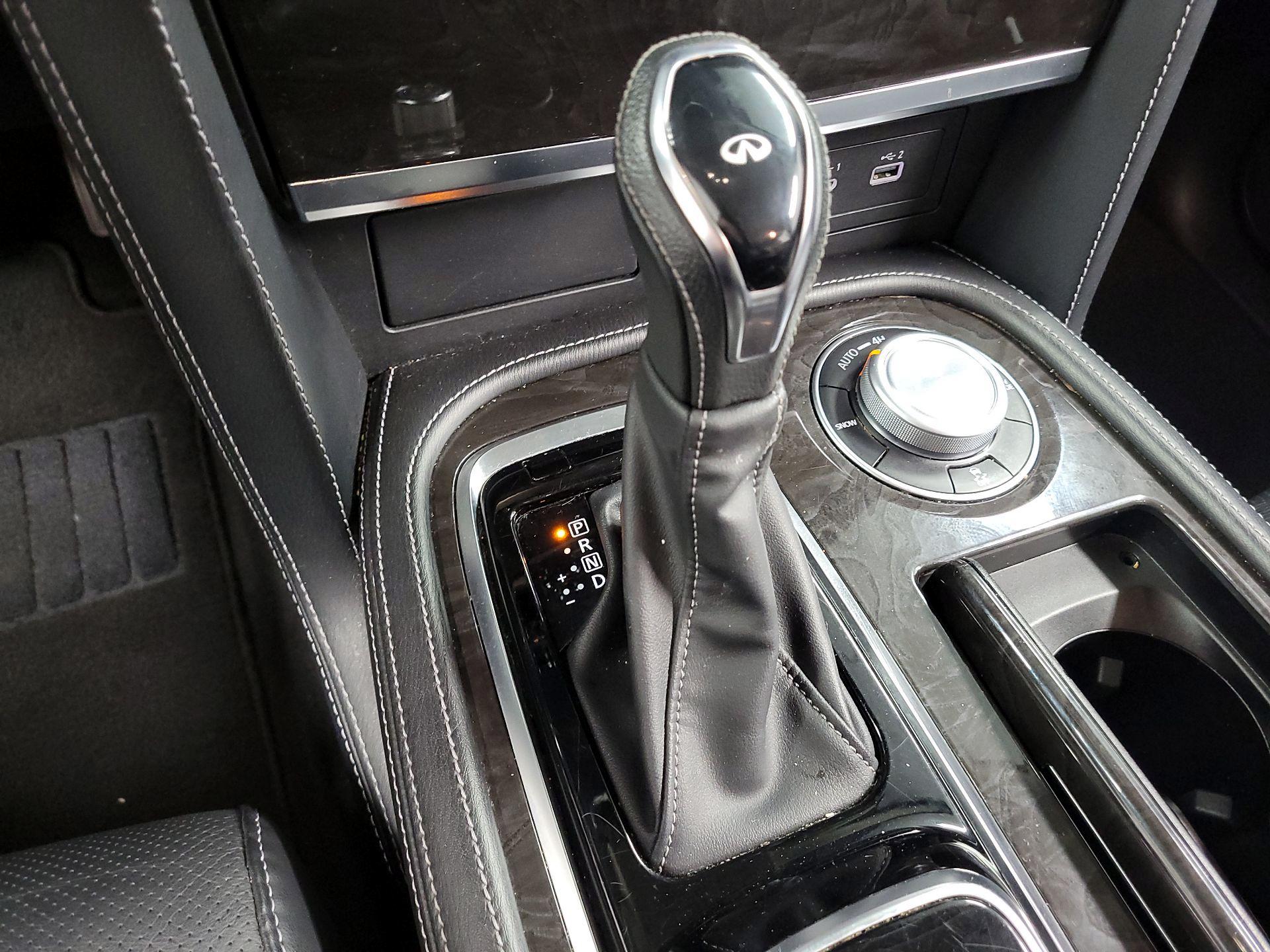 Thumbnail: 2024 INFINITI QX80 - 15