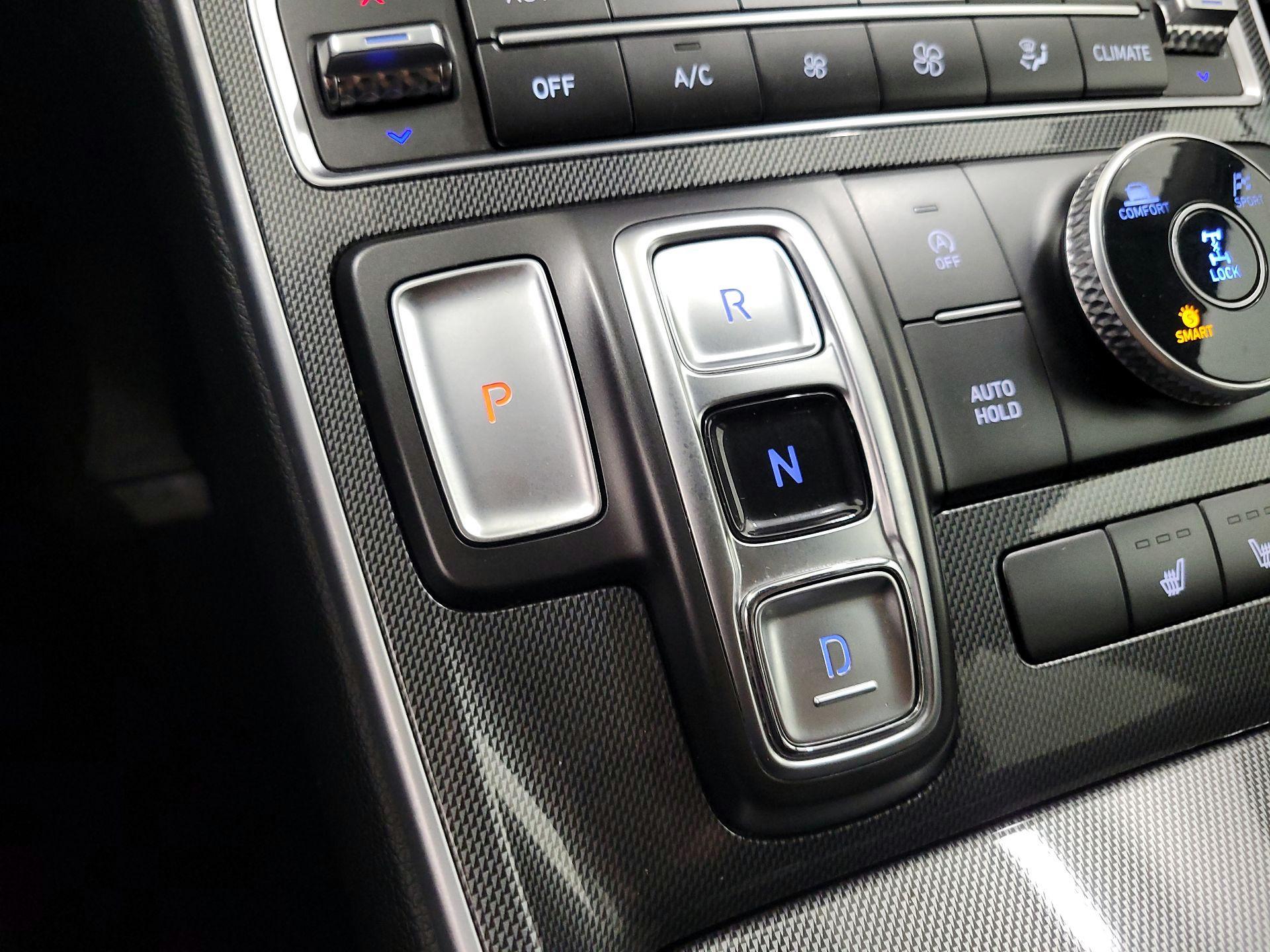 Thumbnail: 2023 Hyundai Santa Fe - 18