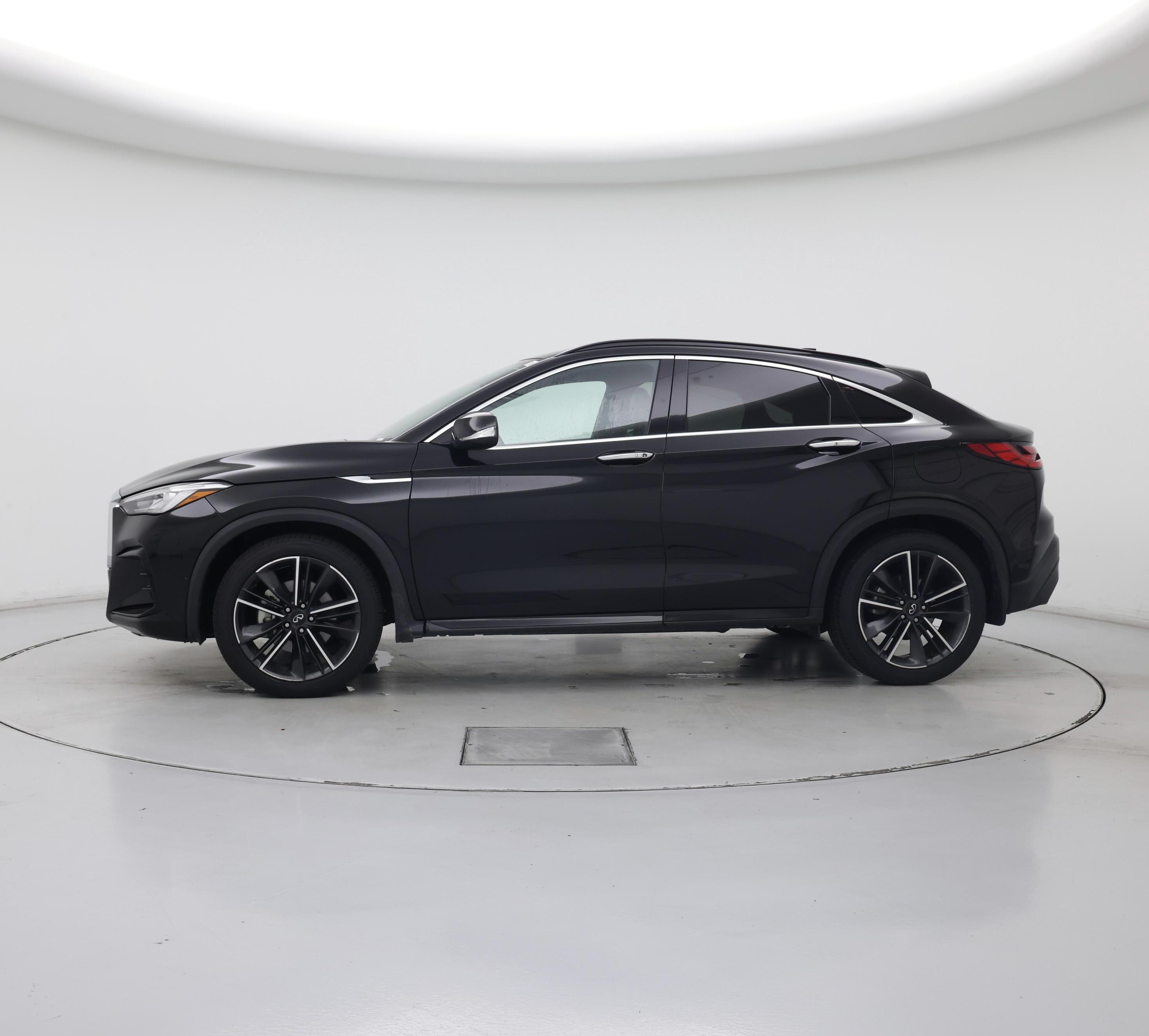 Thumbnail: 2022 INFINITI QX55 - 3