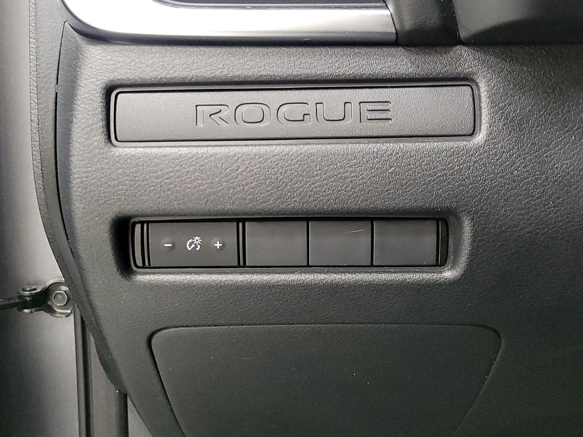 Thumbnail: 2023 Nissan Rogue - 13