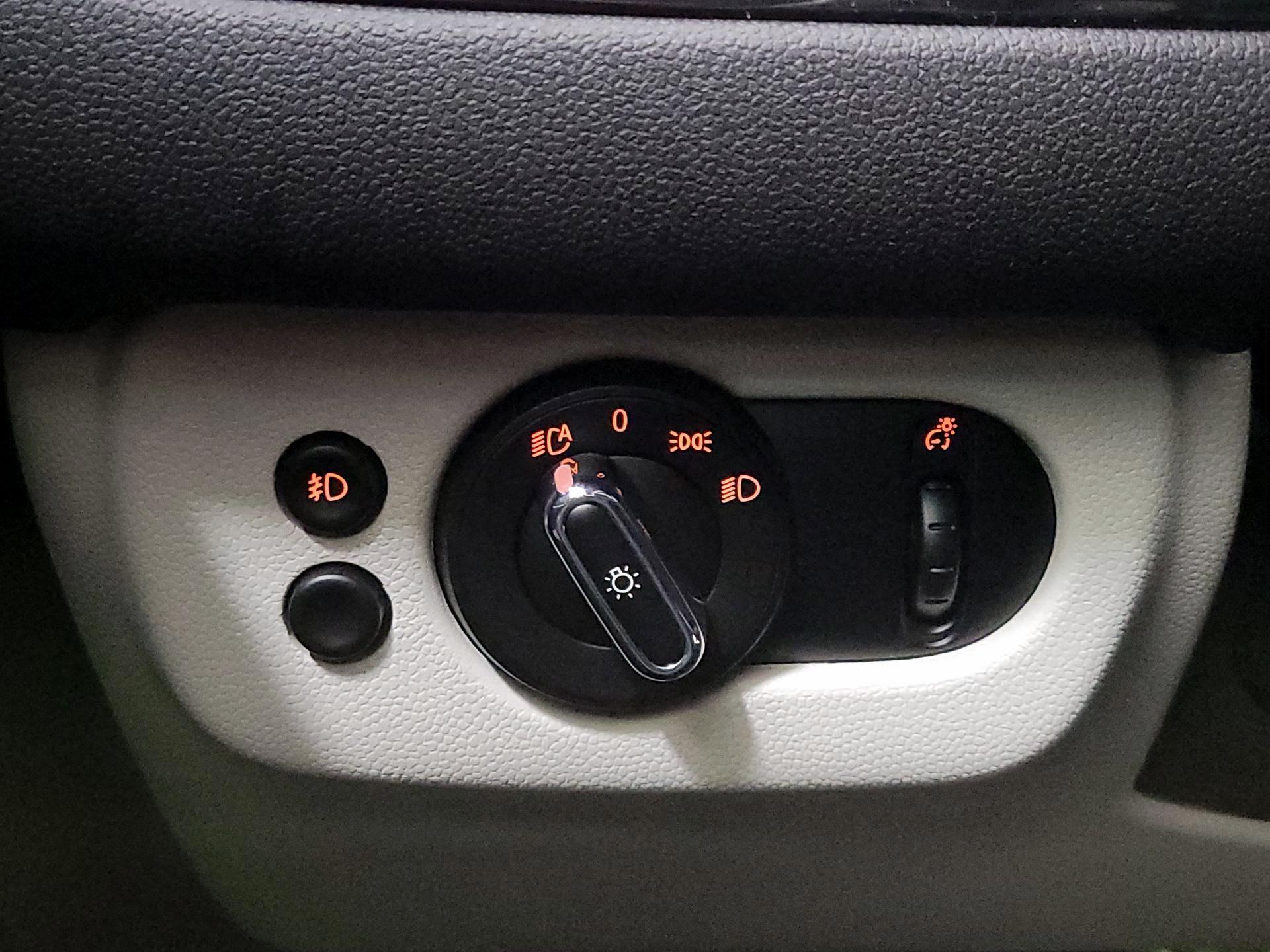 Thumbnail: 2020 MINI Cooper Clubman - 13