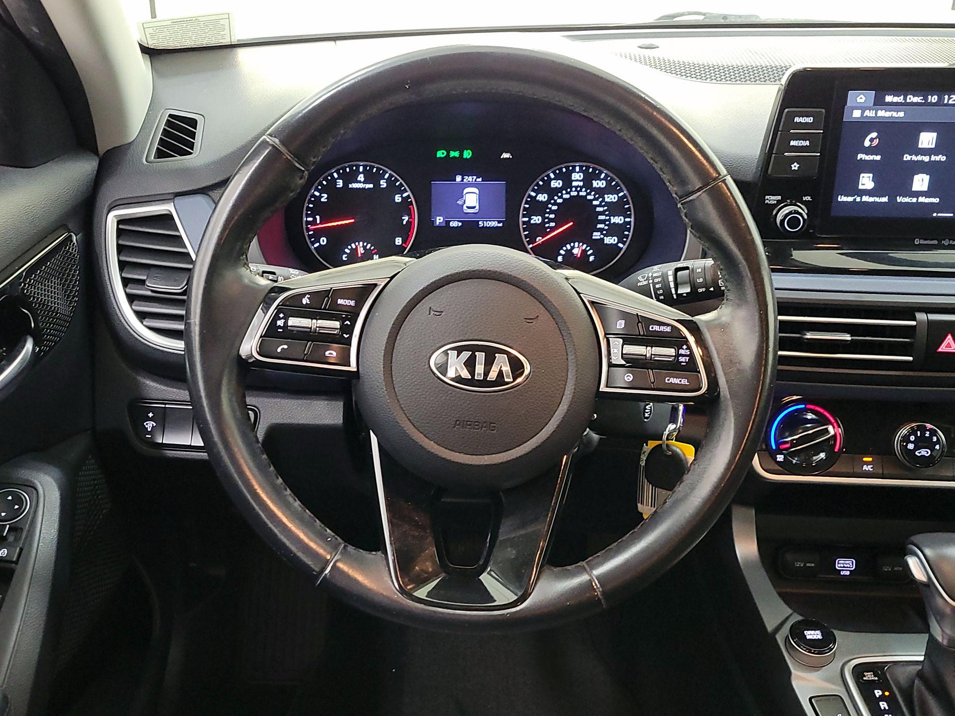 Thumbnail: 2021 Kia Seltos - 10