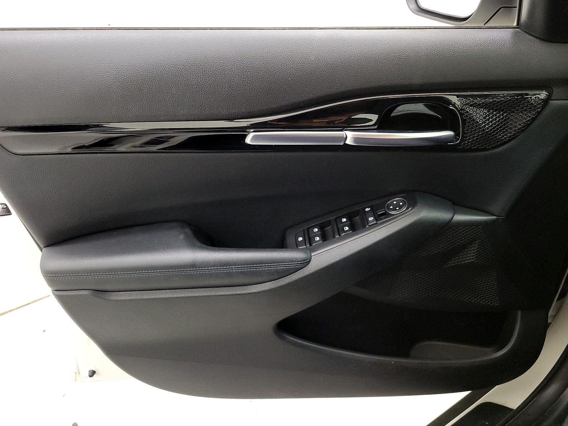 Thumbnail: 2021 Kia Seltos - 12