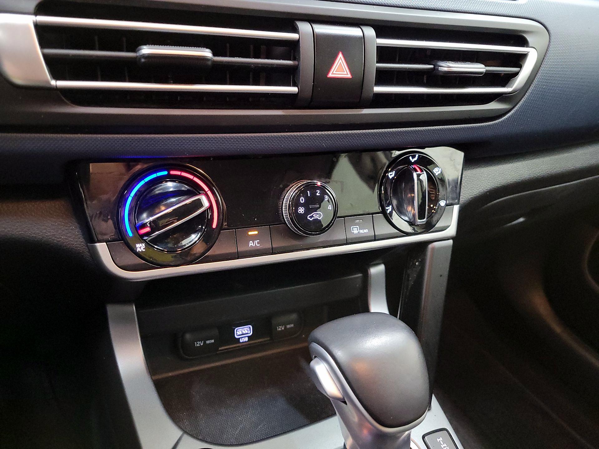 Thumbnail: 2021 Kia Seltos - 16