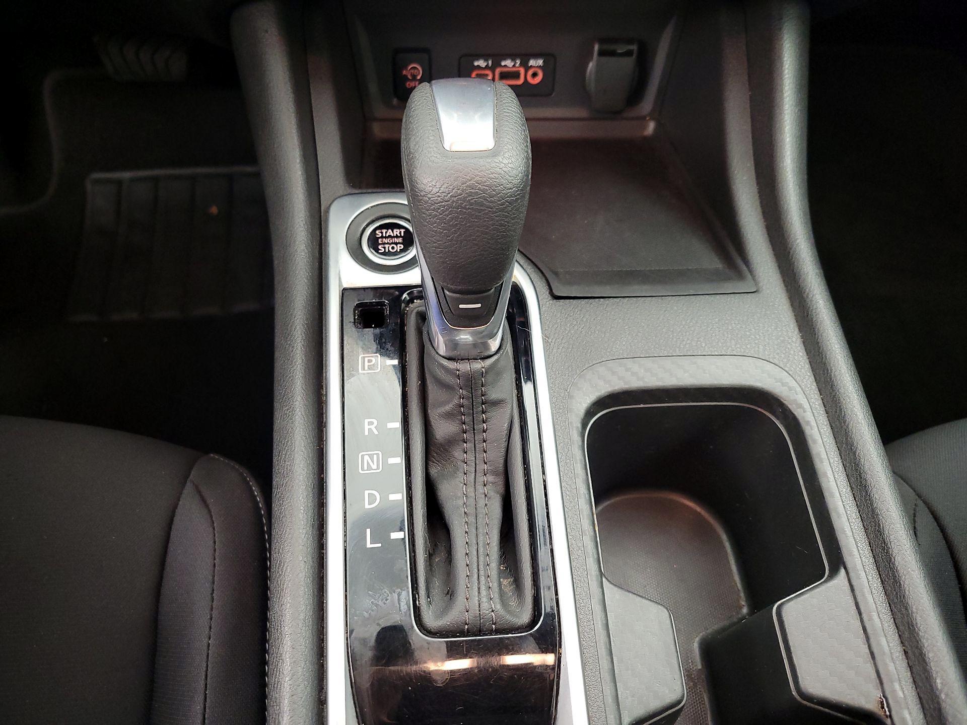 Thumbnail: 2025 Nissan Sentra - 17