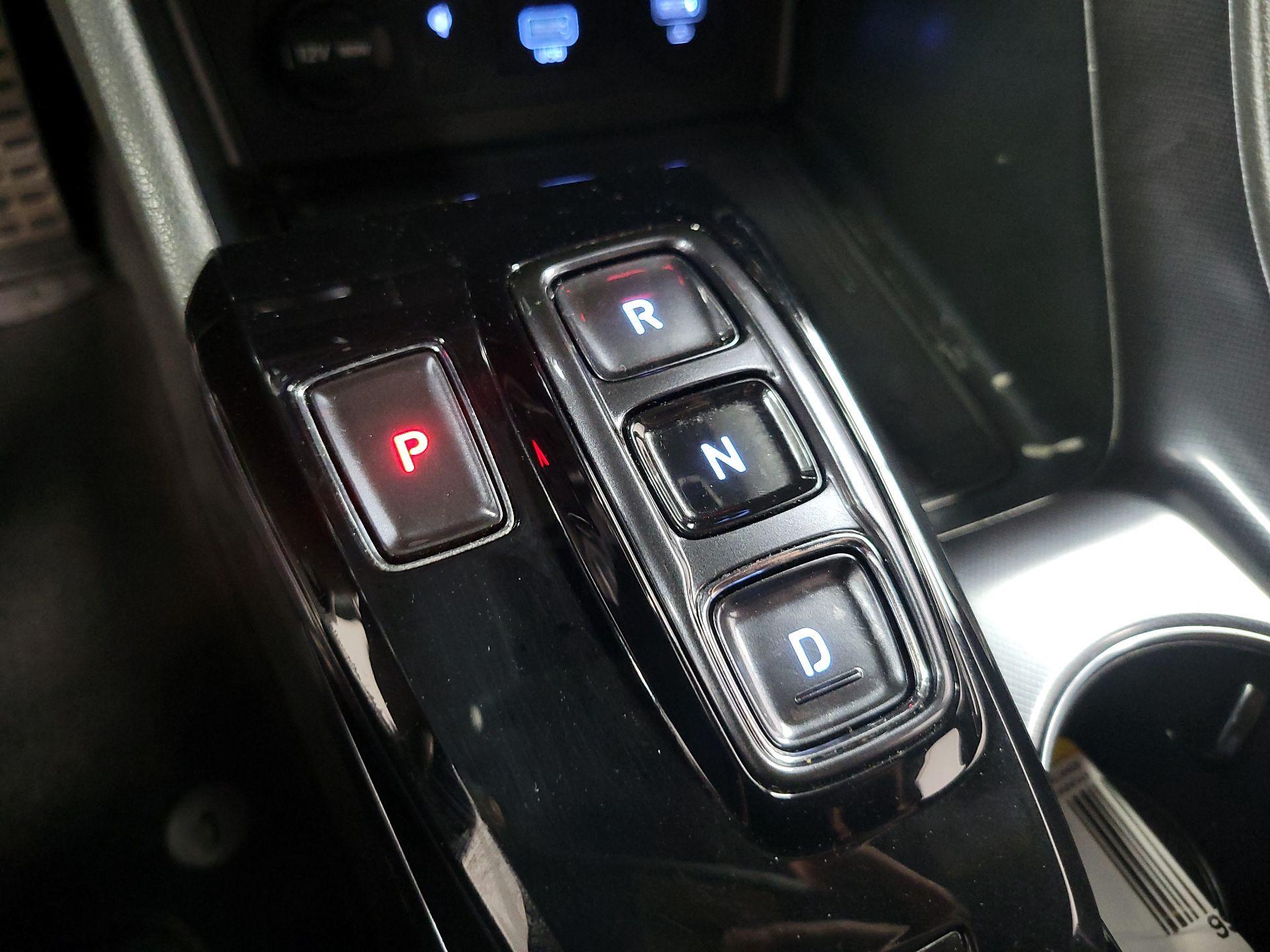 Thumbnail: 2023 Hyundai Sonata - 17