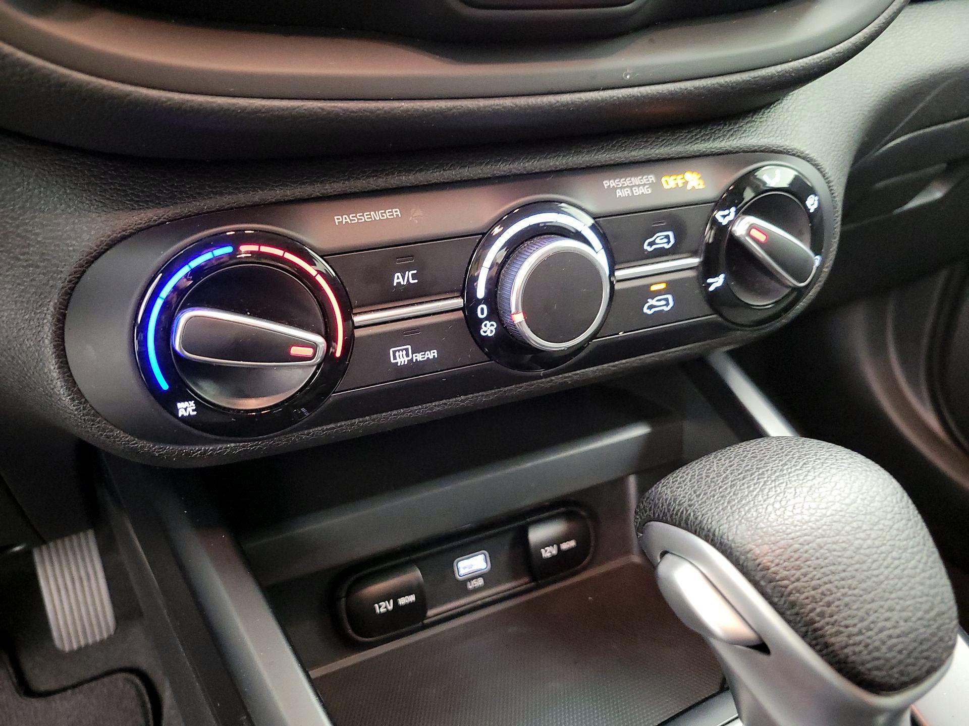 Thumbnail: 2023 Kia Soul - 16