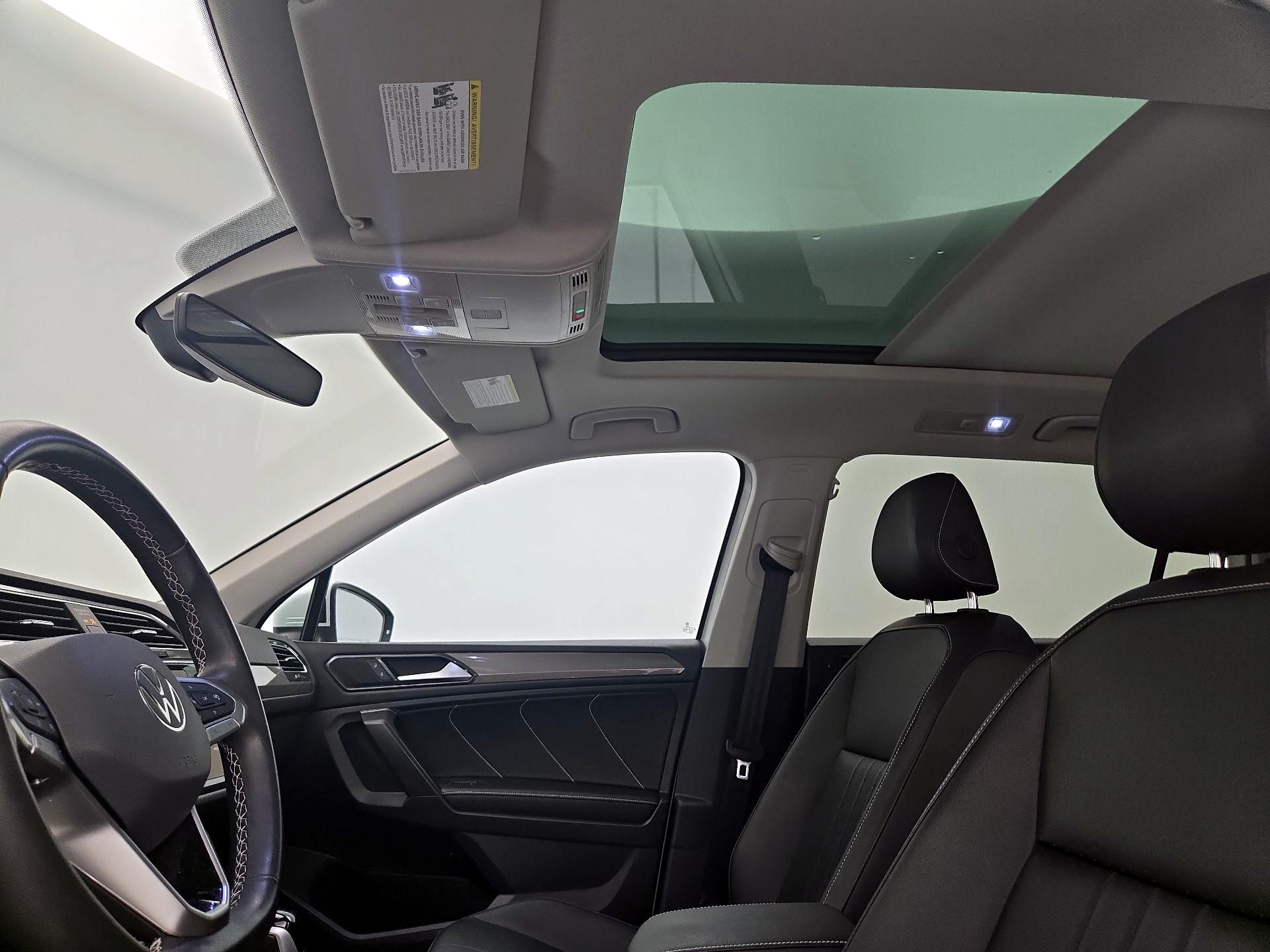 Thumbnail: 2022 Volkswagen Tiguan - 19