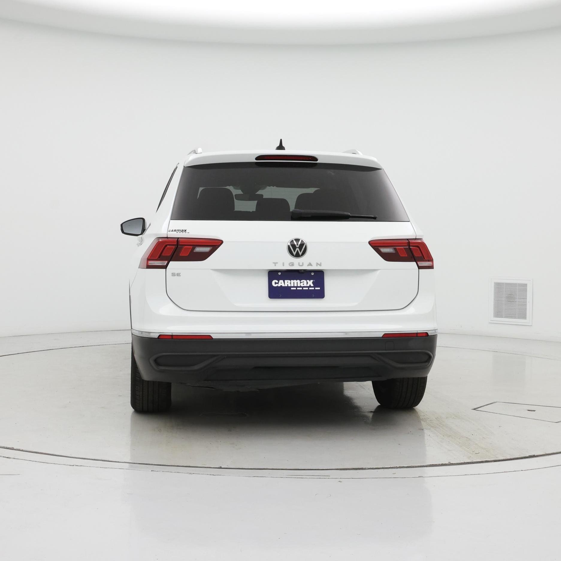 Thumbnail: 2022 Volkswagen Tiguan - 6