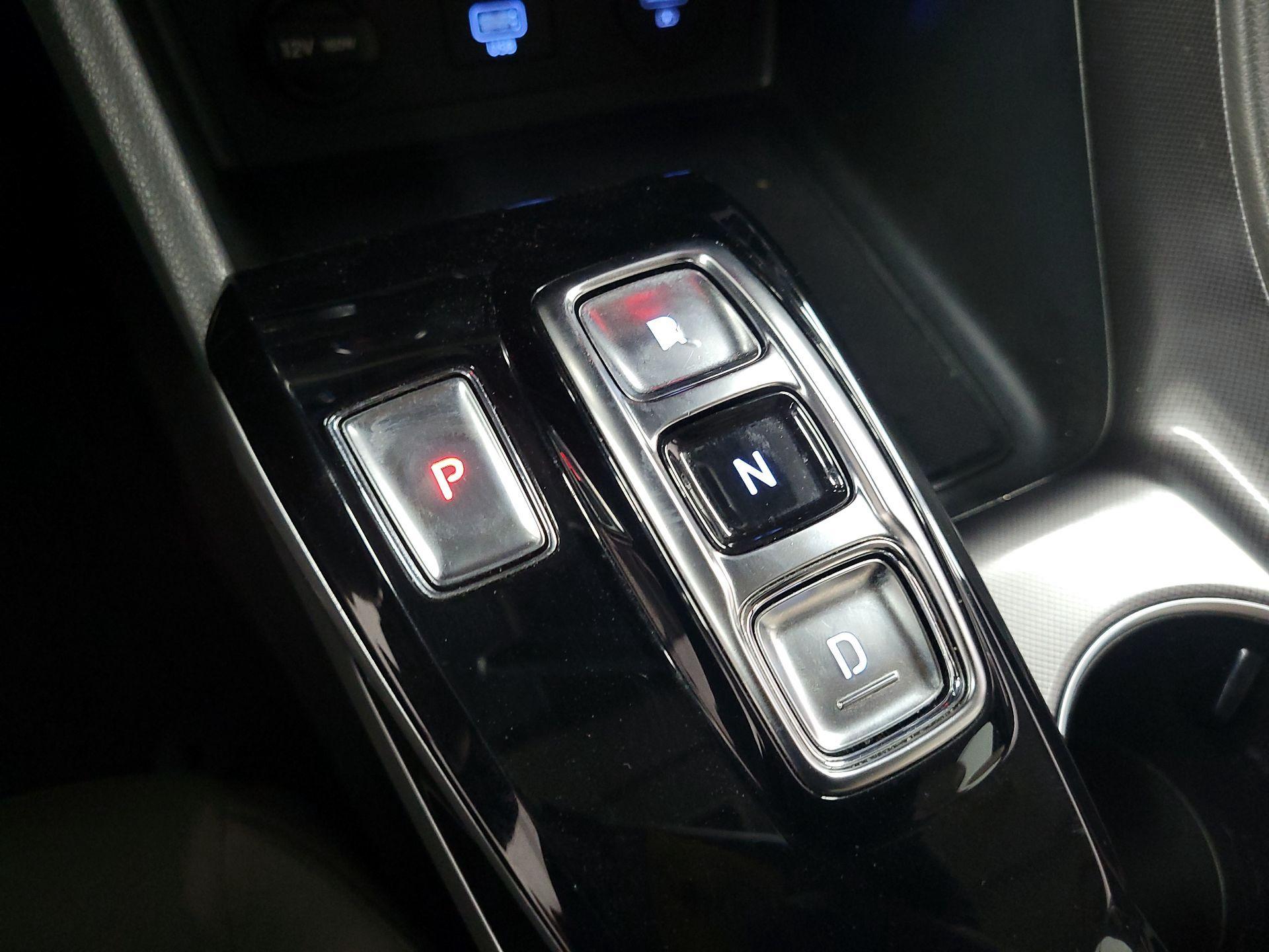 Thumbnail: 2023 Hyundai Sonata - 17